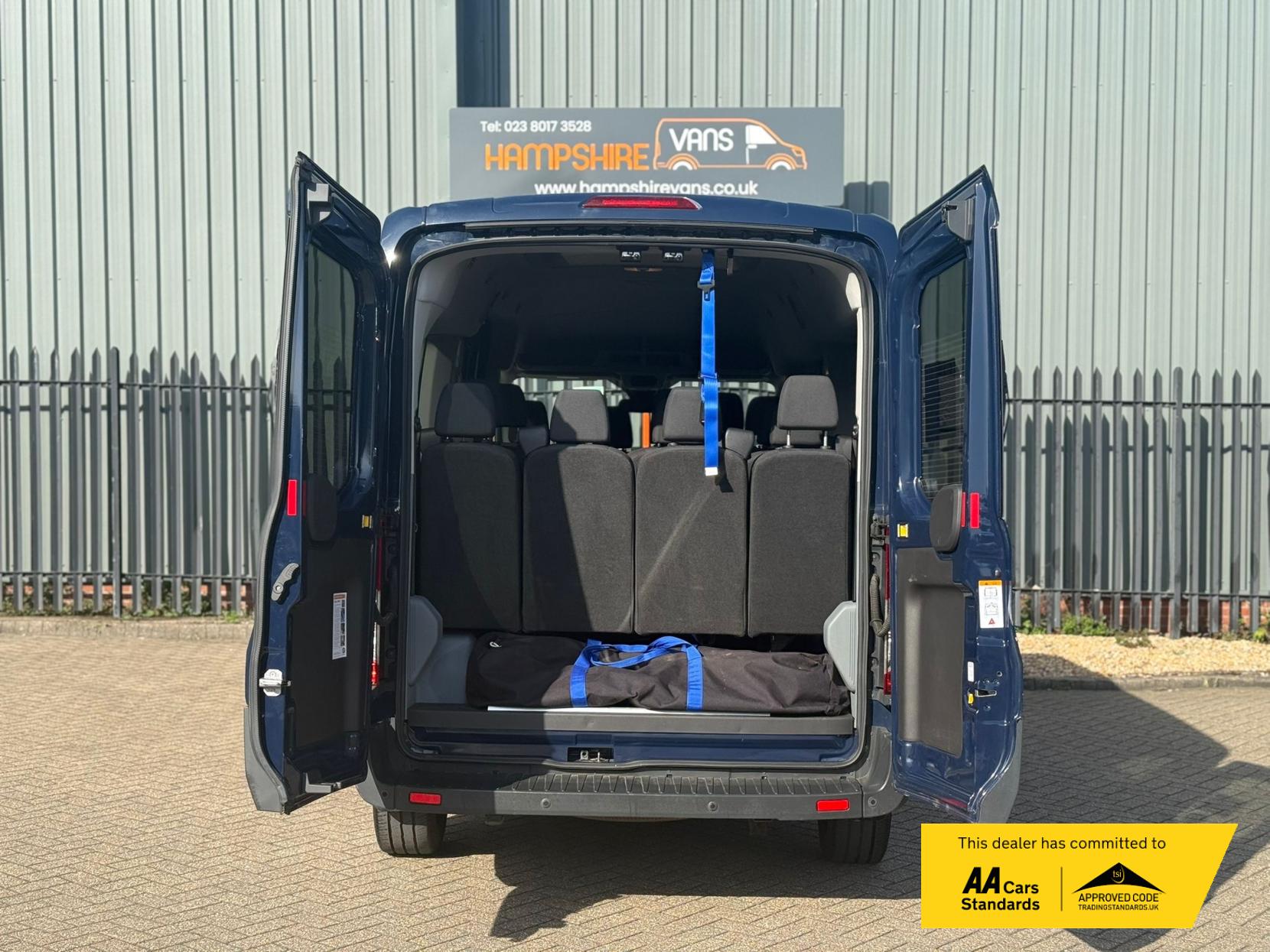 Ford Transit 2.2 TDCi 350 HDT Trend Minibus 4dr Diesel Manual L2 H2 (196 g/km, 123 bhp)