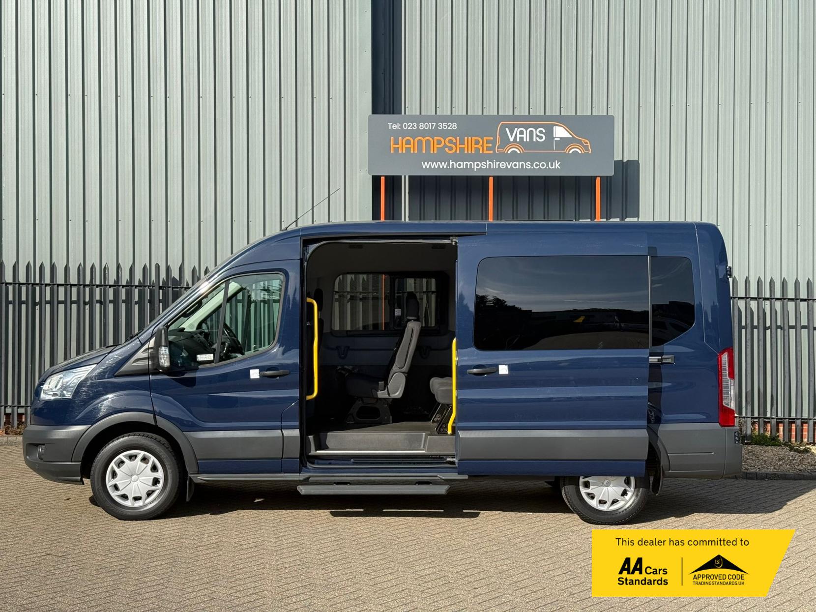 Ford Transit 2.2 TDCi 350 HDT Trend Minibus 4dr Diesel Manual L2 H2 (196 g/km, 123 bhp)