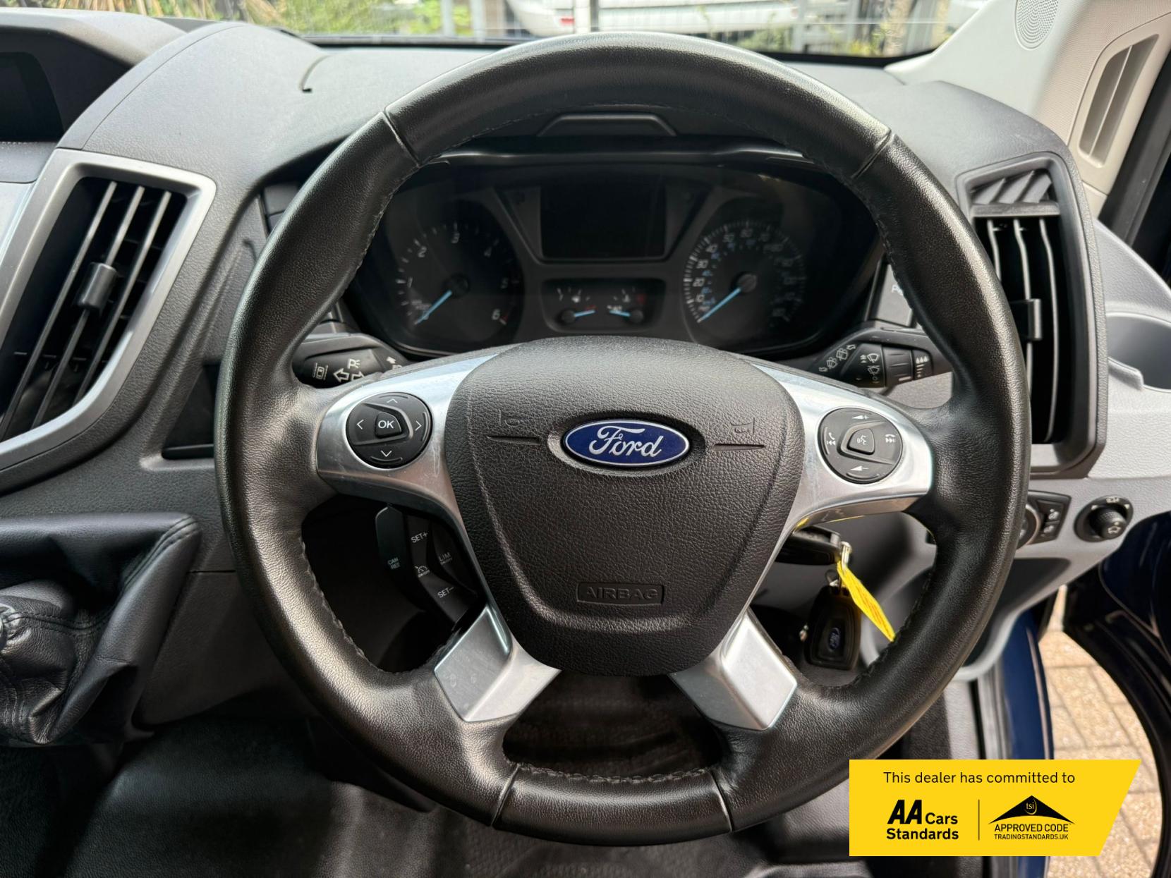 Ford Transit 2.2 TDCi 350 HDT Trend Minibus 4dr Diesel Manual L2 H2 (196 g/km, 123 bhp)