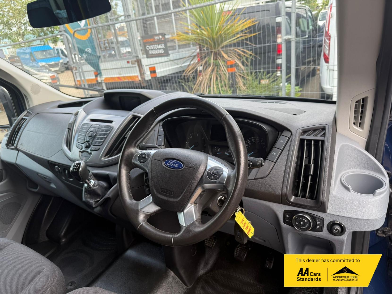 Ford Transit 2.2 TDCi 350 HDT Trend Minibus 4dr Diesel Manual L2 H2 (196 g/km, 123 bhp)