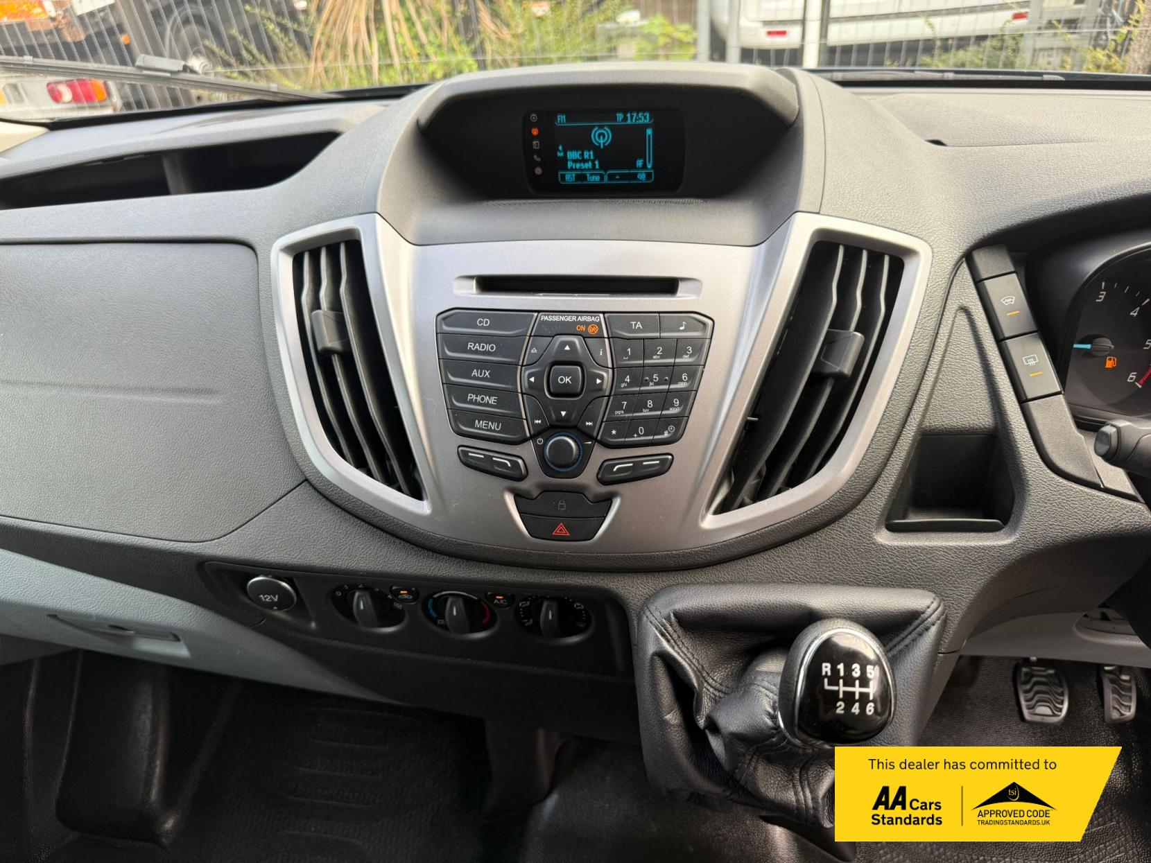 Ford Transit 2.2 TDCi 350 HDT Trend Minibus 4dr Diesel Manual L2 H2 (196 g/km, 123 bhp)