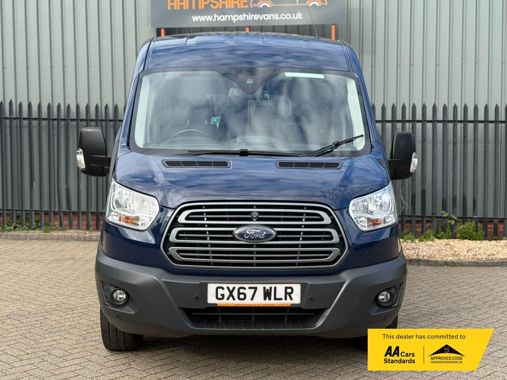 Ford Transit 2.2 TDCi 350 HDT Trend Minibus 4dr Diesel Manual L2 H2 (196 g/km, 123 bhp)
