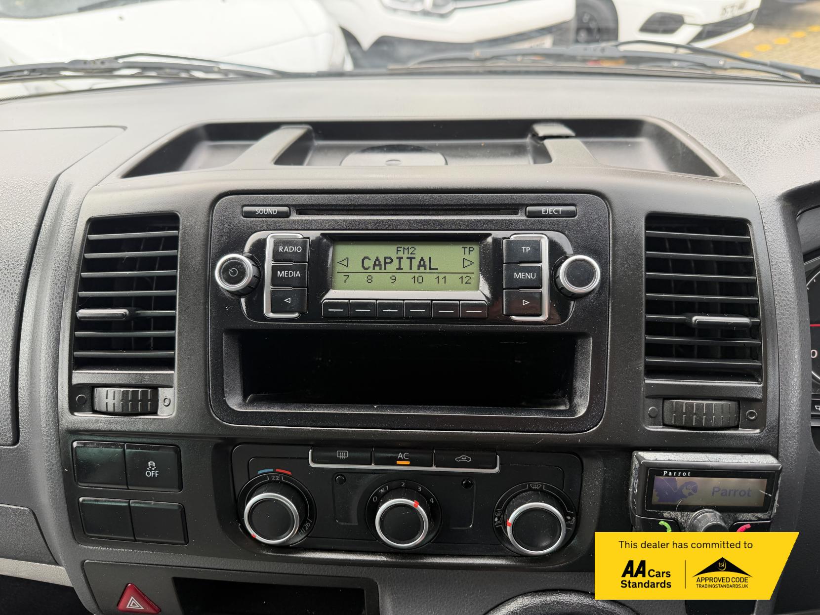 Volkswagen Transporter 2.0 TDI T32 Kombi 4dr Diesel Manual L1 H1 (203 g/km, 138 bhp)