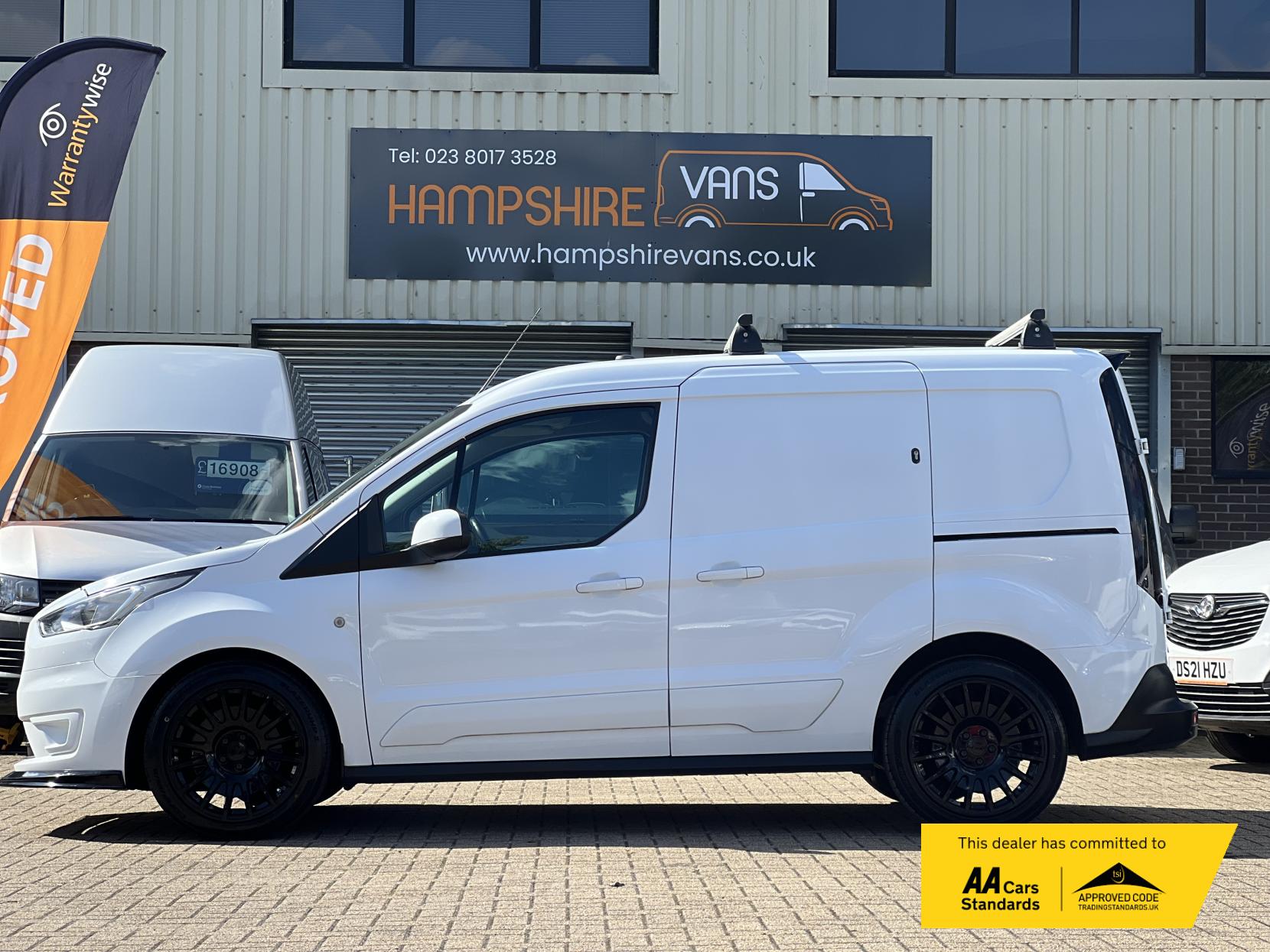 Ford Transit Connect 1.5 200 EcoBlue Limited Panel Van 5dr Diesel Manual L1 Euro 6 (s/s) (120 ps)