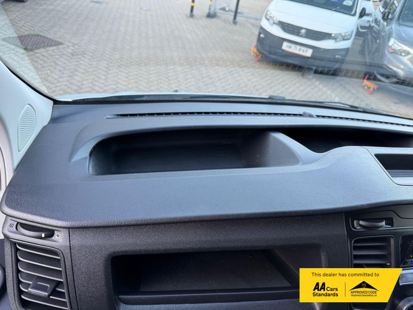 Ford Transit Custom 2.0 300 EcoBlue Panel Van 5dr Diesel Manual L1 H2 Euro 6 (130 ps)