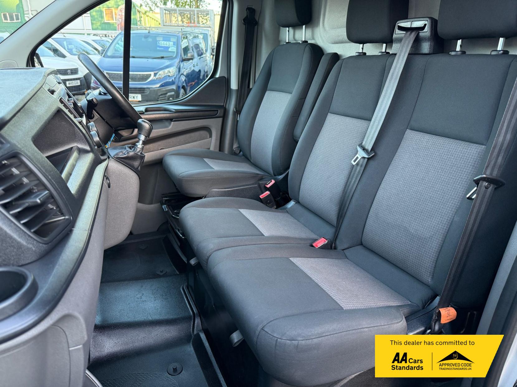 Ford Transit Custom 2.0 300 EcoBlue Panel Van 5dr Diesel Manual L1 H2 Euro 6 (130 ps)