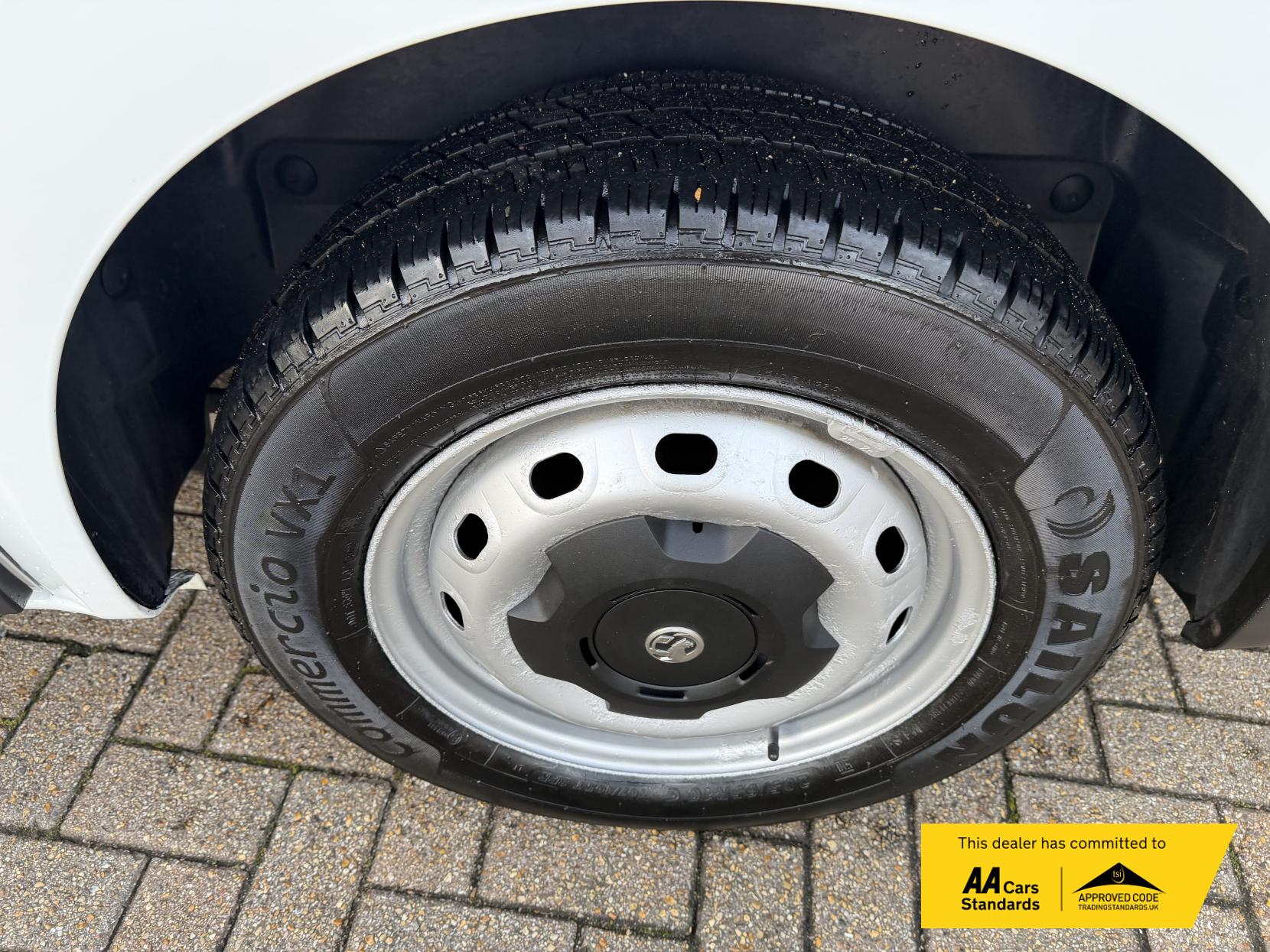 Vauxhall Vivaro 1.6 CDTi 2900 ecoFLEX Panel Van 5dr Diesel Manual L1 H1 Euro 5 (s/s) (90 ps)