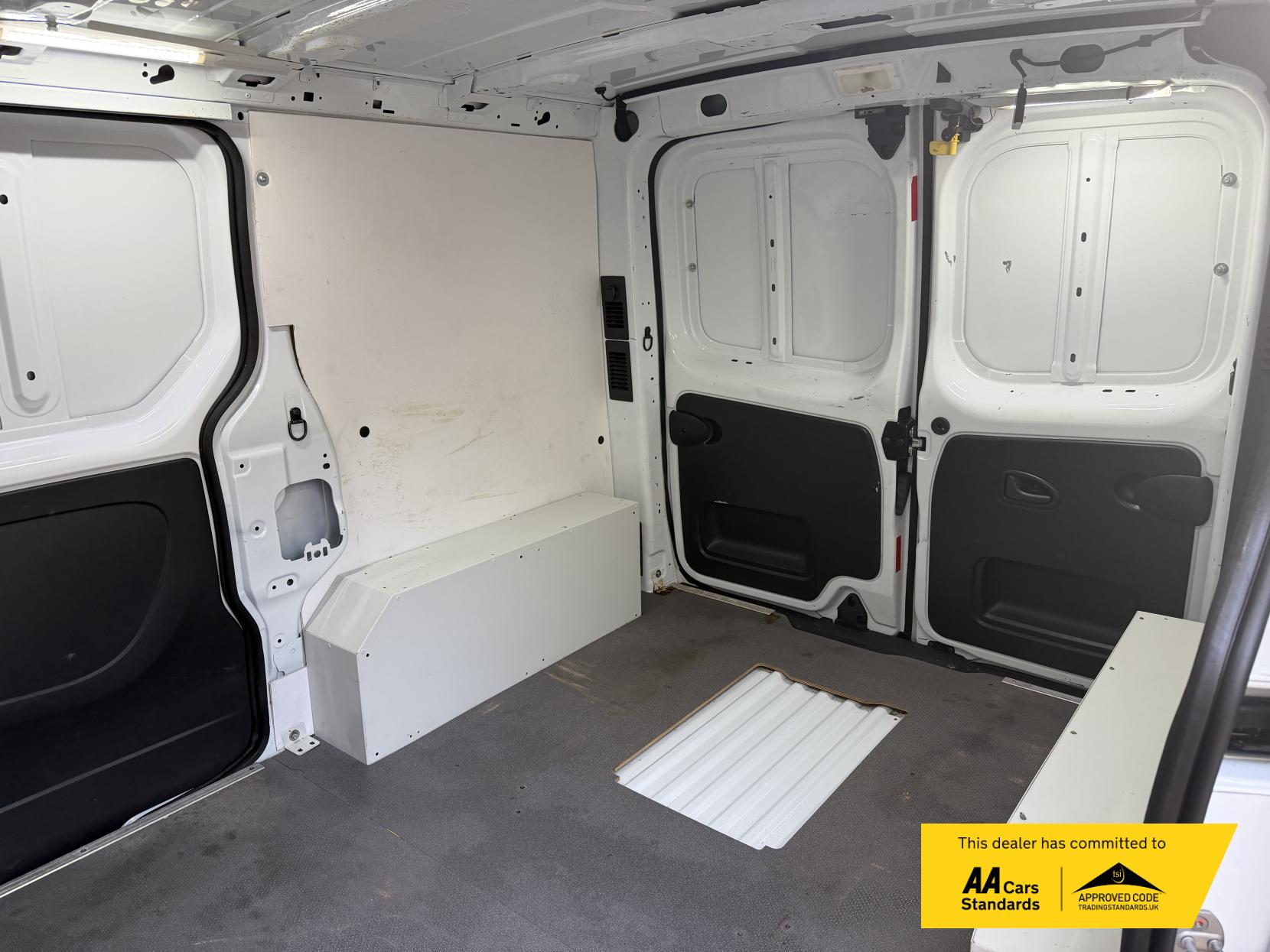 Vauxhall Vivaro 1.6 CDTi 2900 ecoFLEX Panel Van 5dr Diesel Manual L1 H1 Euro 5 (s/s) (90 ps)