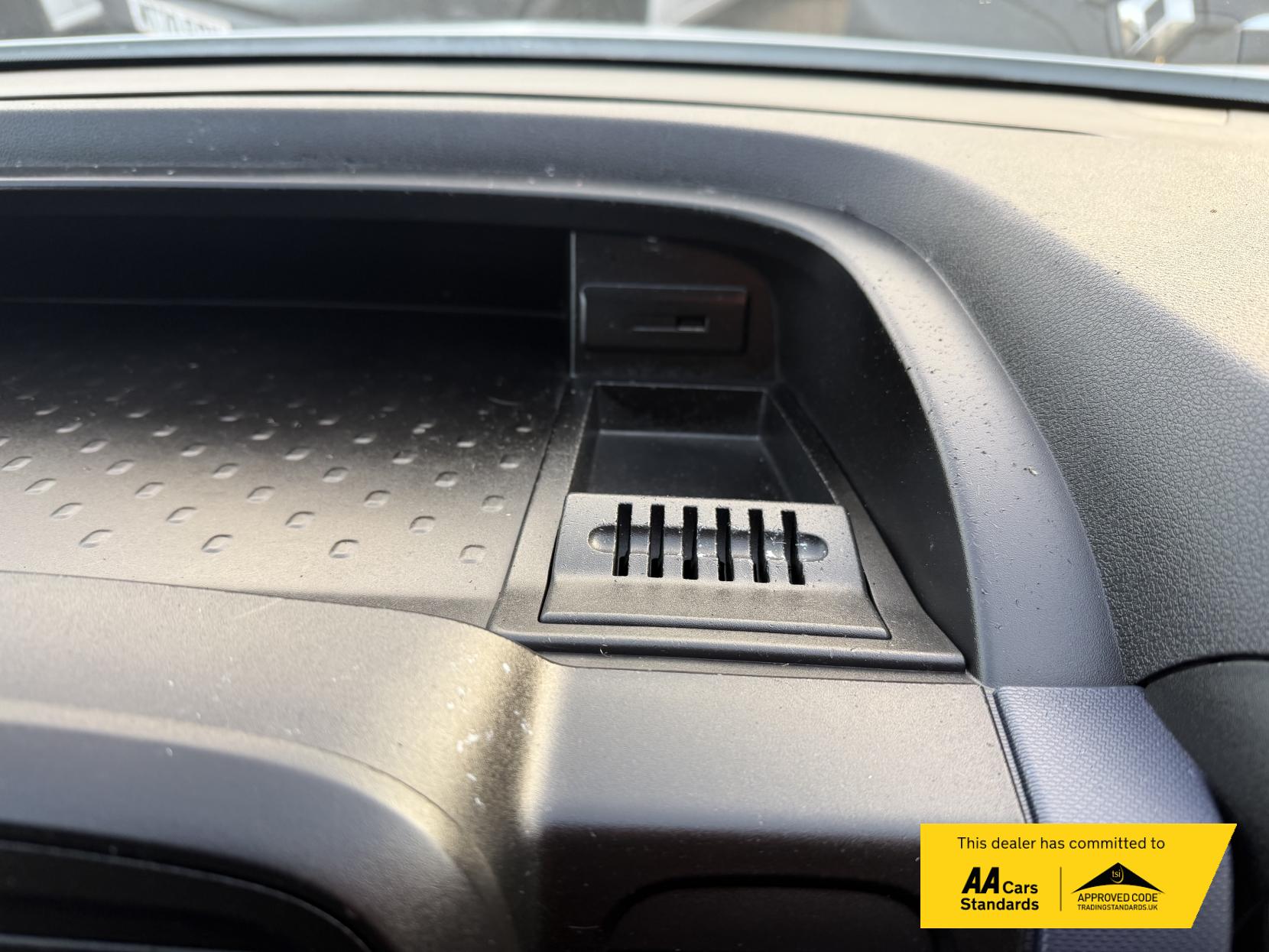 Vauxhall Vivaro 1.6 CDTi 2900 ecoFLEX Panel Van 5dr Diesel Manual L1 H1 Euro 5 (s/s) (90 ps)