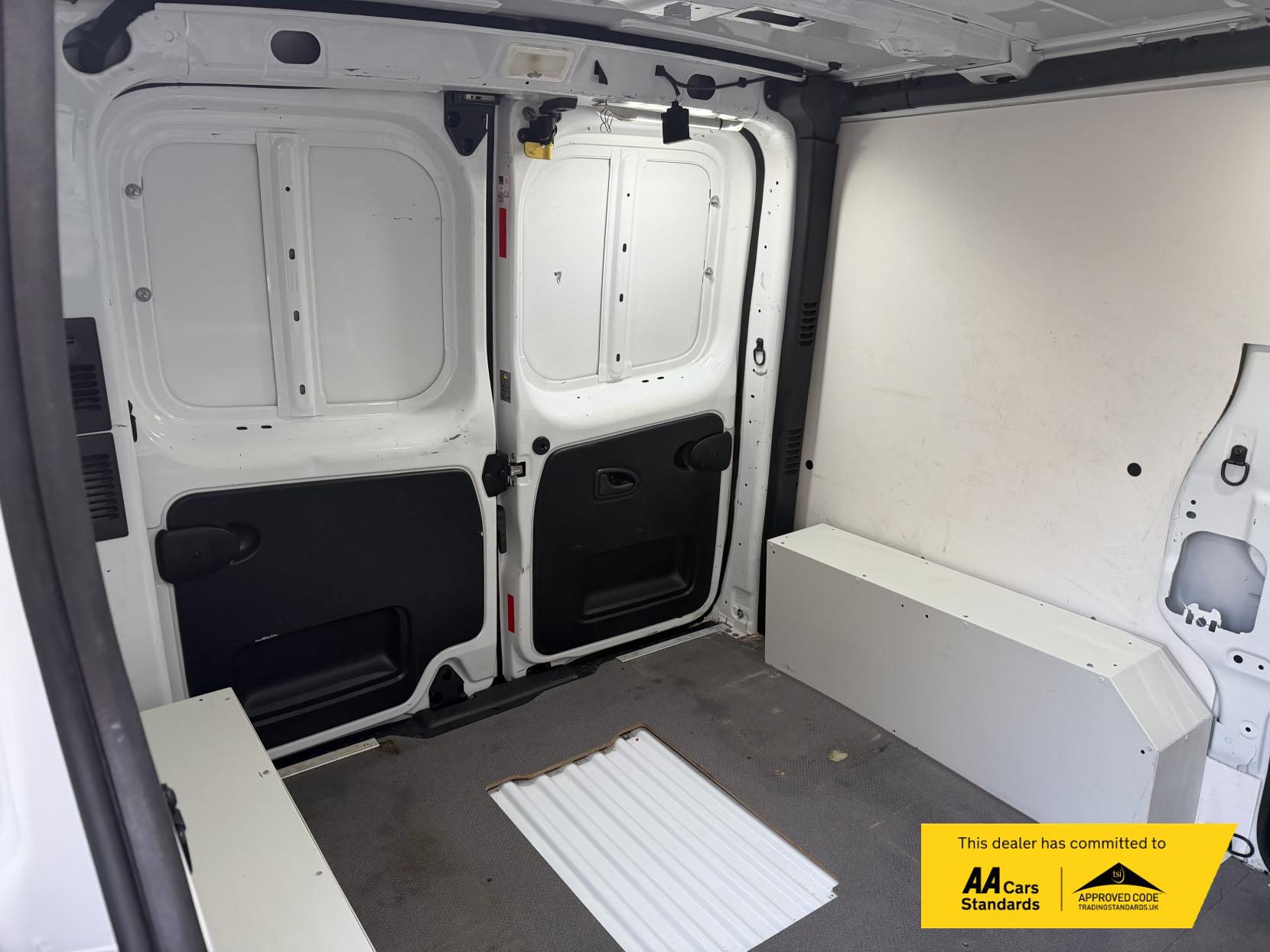 Vauxhall Vivaro 1.6 CDTi 2900 ecoFLEX Panel Van 5dr Diesel Manual L1 H1 Euro 5 (s/s) (90 ps)