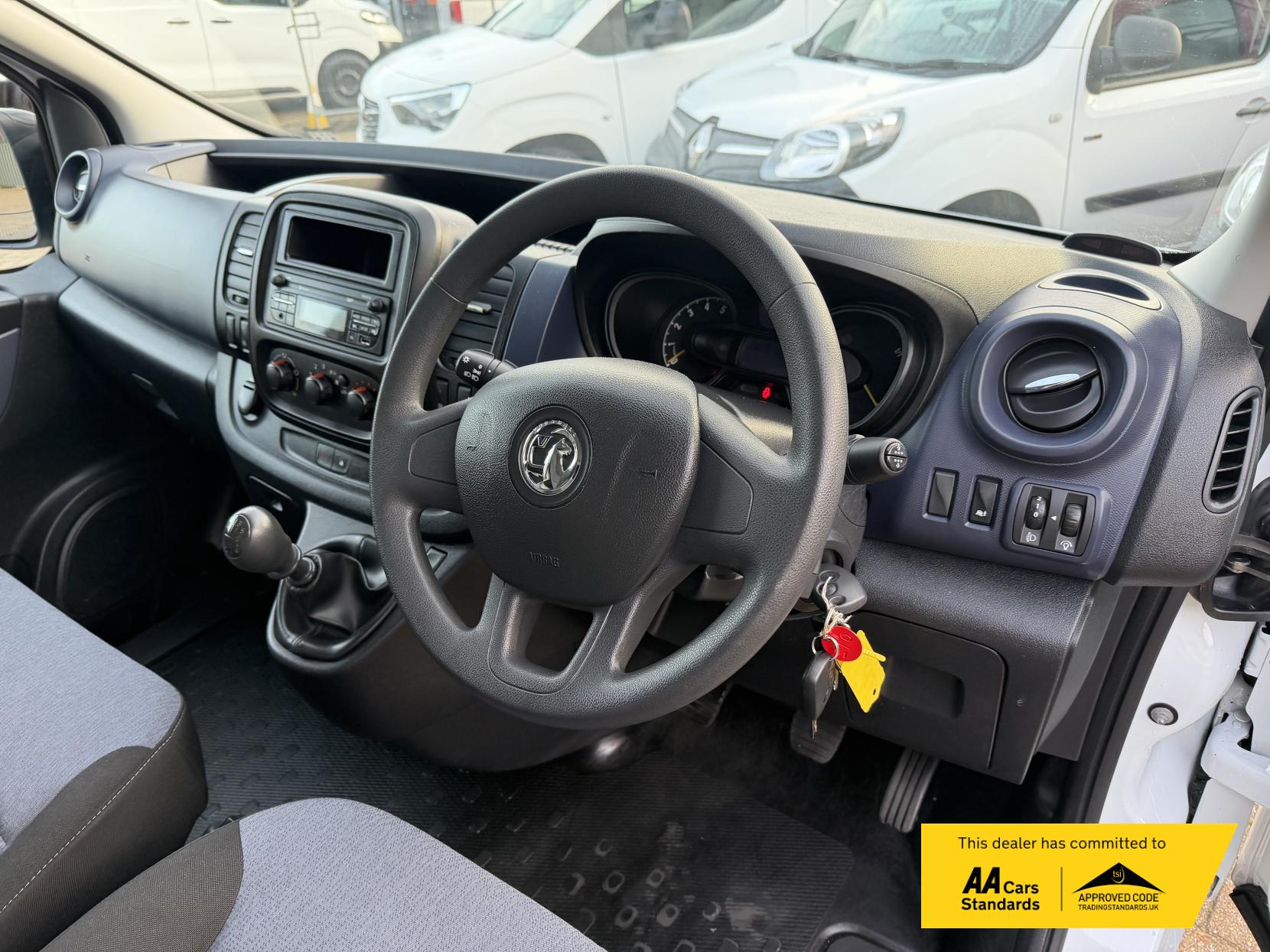 Vauxhall Vivaro 1.6 CDTi 2900 ecoFLEX Panel Van 5dr Diesel Manual L1 H1 Euro 5 (s/s) (90 ps)