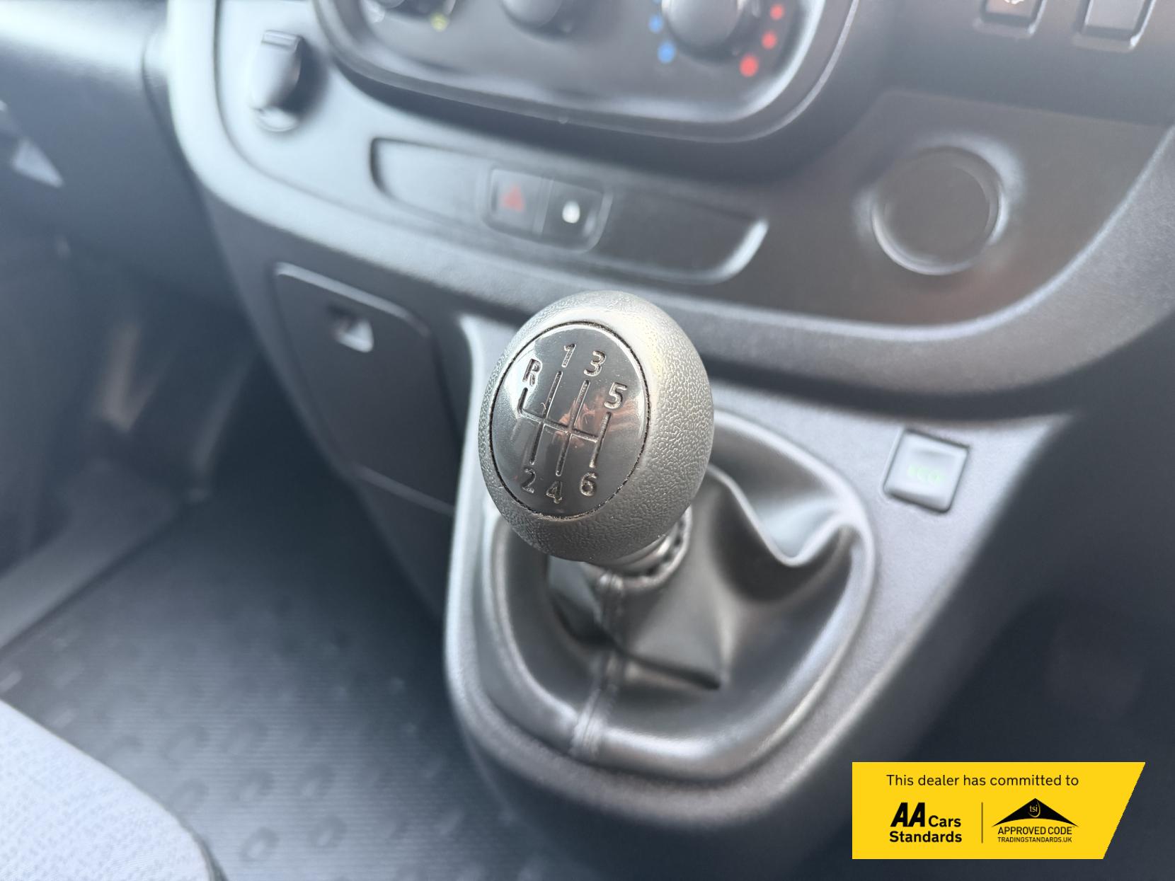 Vauxhall Vivaro 1.6 CDTi 2900 ecoFLEX Panel Van 5dr Diesel Manual L1 H1 Euro 5 (s/s) (90 ps)