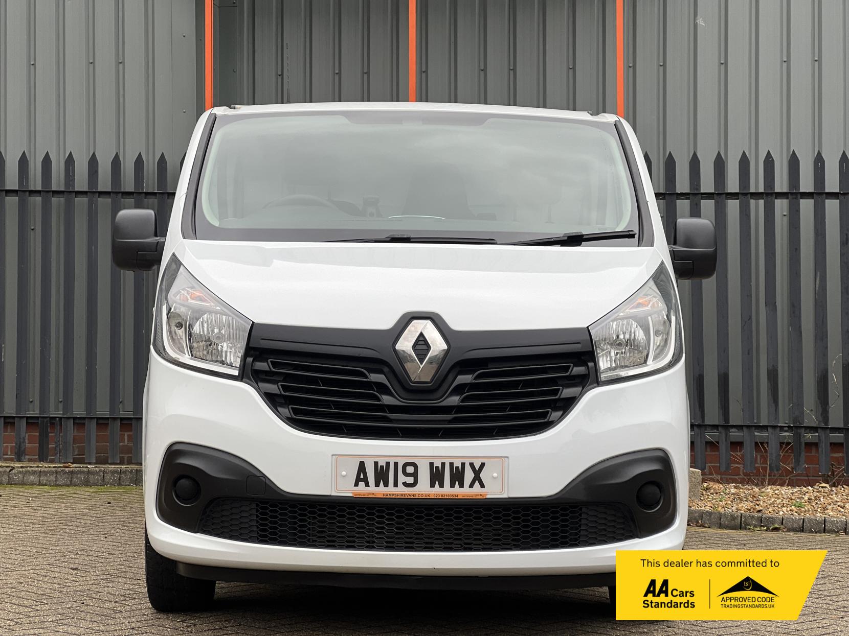 Renault Trafic 1.6 dCi ENERGY 29 Business+ Panel Van 5dr Diesel Manual LWB Standard Roof Euro 6 (s/s) (125 ps)