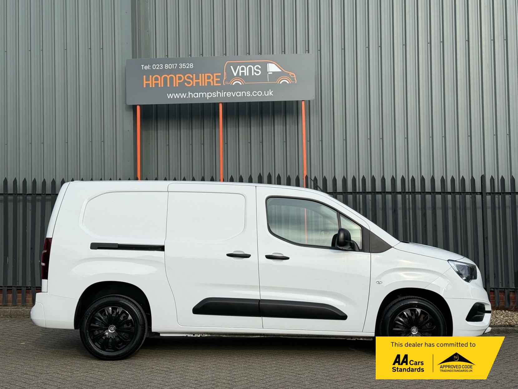 Vauxhall Combo 1.5 Turbo D 2300 Sportive Panel Van 4dr Diesel Manual L2 H1 Euro 6 (100 ps)