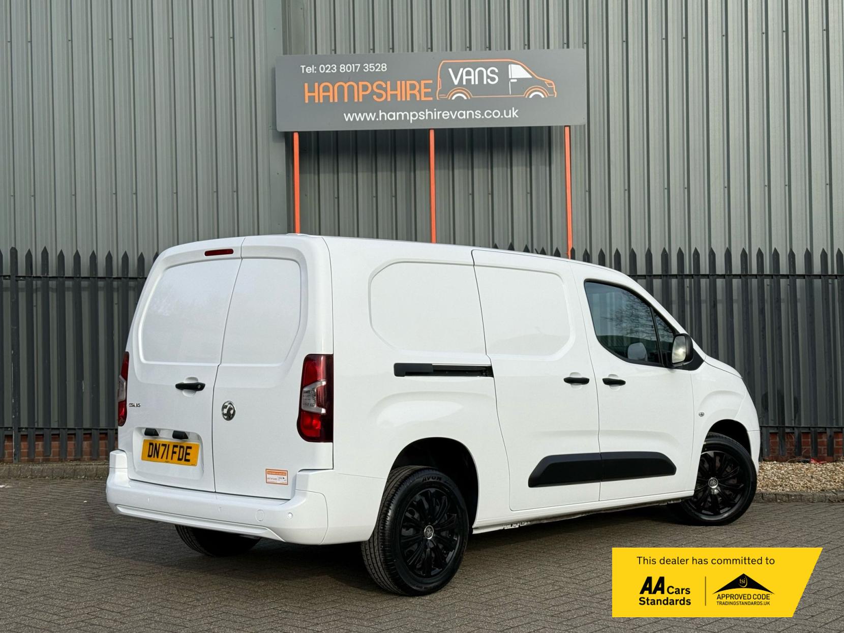 Vauxhall Combo 1.5 Turbo D 2300 Sportive Panel Van 4dr Diesel Manual L2 H1 Euro 6 (100 ps)