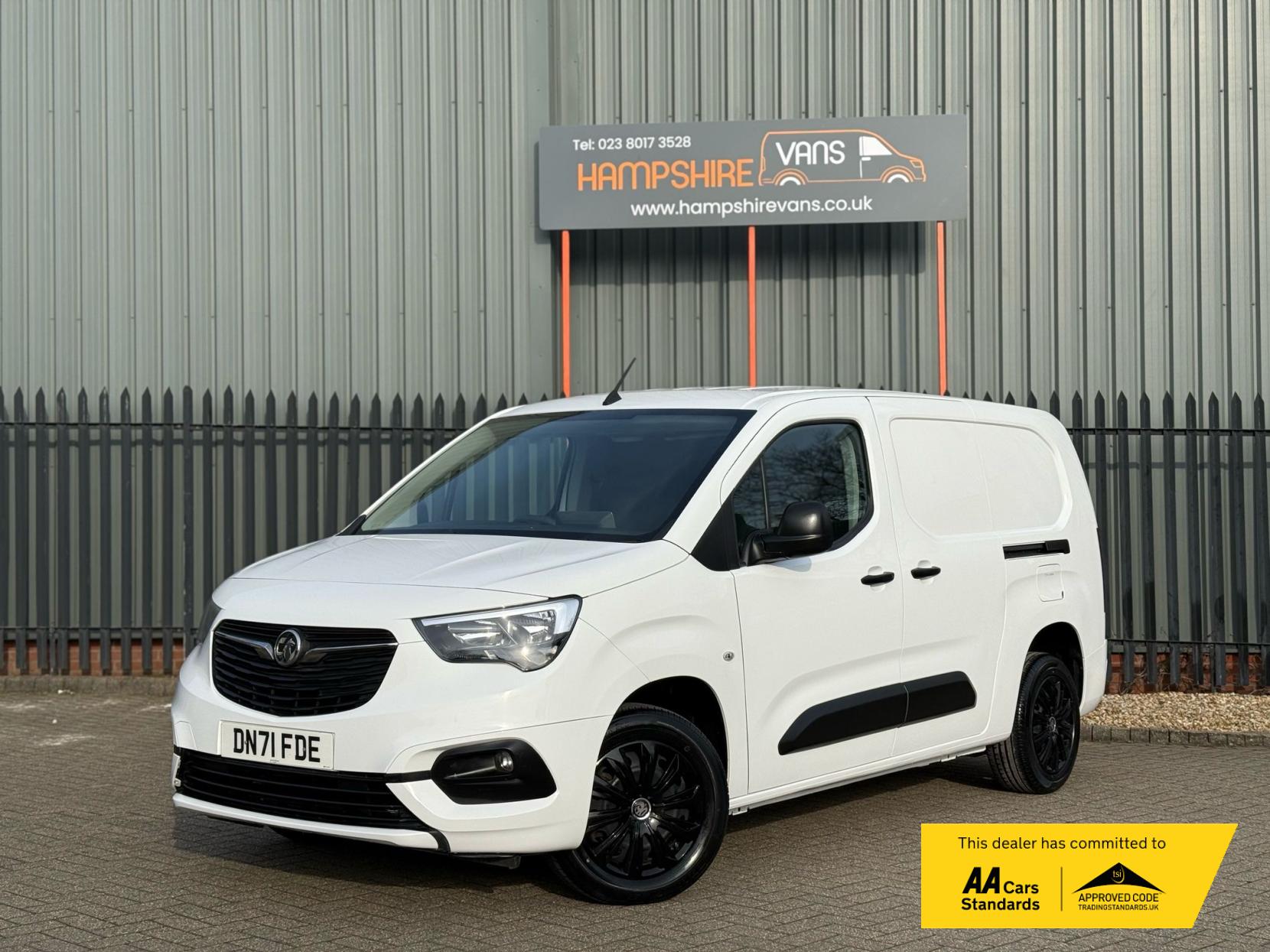 Vauxhall Combo 1.5 Turbo D 2300 Sportive Panel Van 4dr Diesel Manual L2 H1 Euro 6 (100 ps)