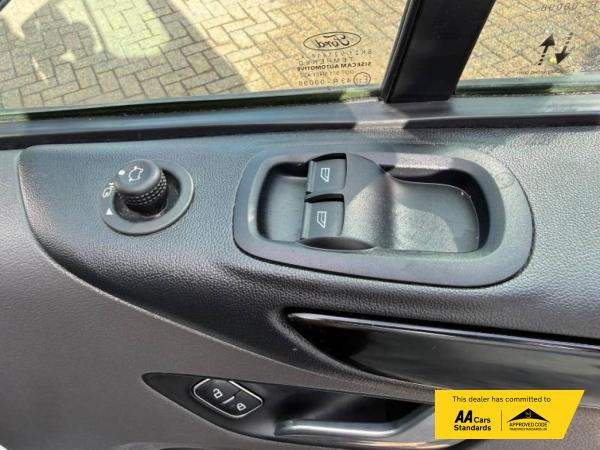 2022 Ford Transit Custom 2.0 300 EcoBlue Limited Panel Van 5dr Diesel Manual L1 H1 Euro 6 (s/s) (130 ps) - Thumbnail 57