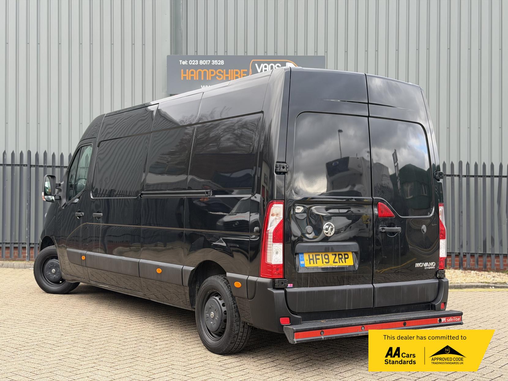 Vauxhall Movano 2.3 CDTi 3500 BiTurbo Temperature Controlled 5dr Diesel Manual FWD L3 H2 (s/s) (143 bhp)