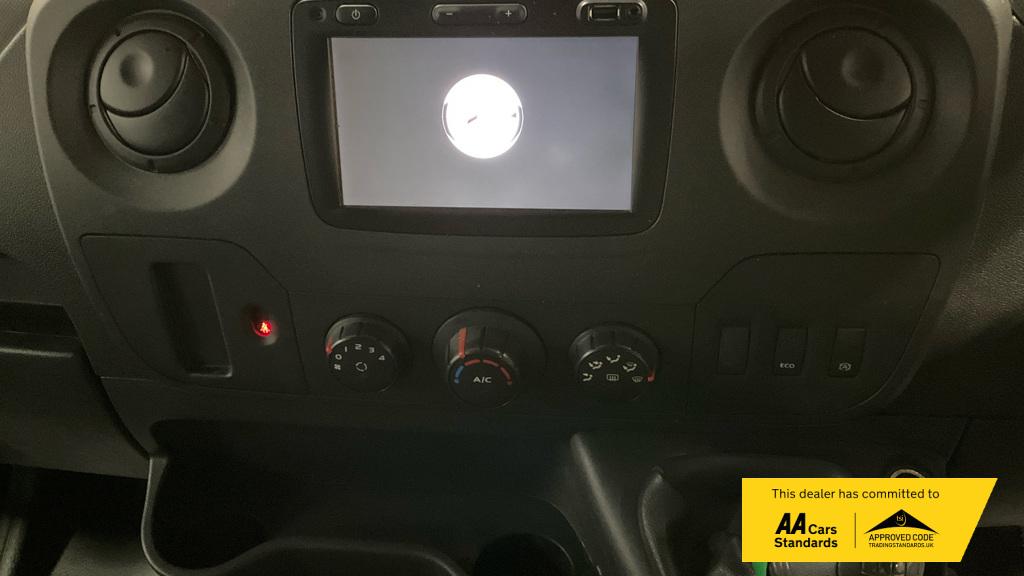 Vauxhall Movano 2.3 CDTi 3500 BiTurbo Temperature Controlled 5dr Diesel Manual FWD L3 H2 (s/s) (143 bhp)