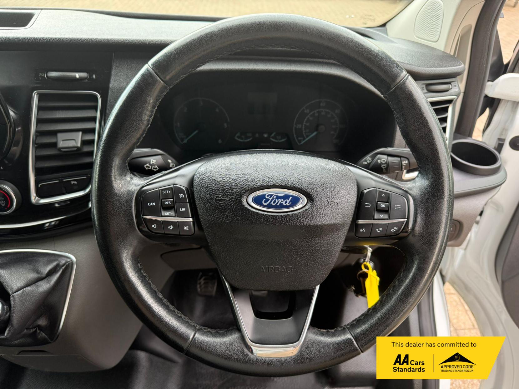 Ford Transit Custom 2.0 300 EcoBlue Limited Panel Van 5dr Diesel Manual L2 H1 Euro 6 (130 ps)