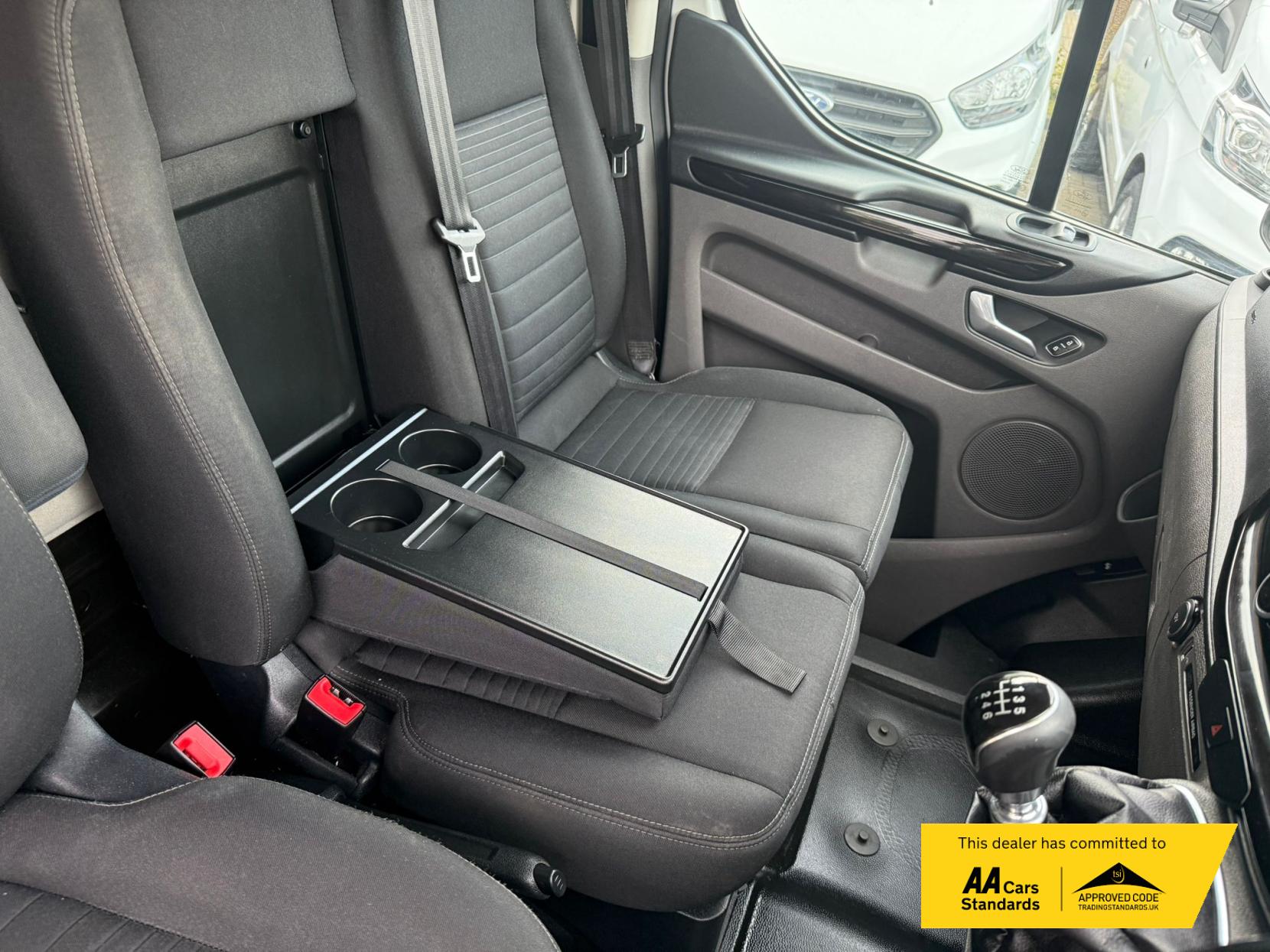 Ford Transit Custom 2.0 300 EcoBlue Limited Panel Van 5dr Diesel Manual L2 H1 Euro 6 (130 ps)