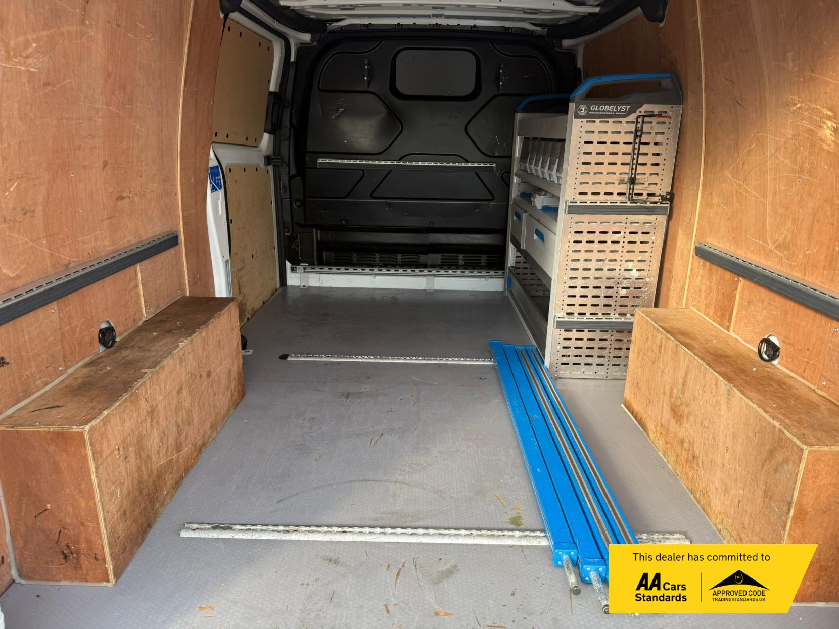 Ford Transit Custom 2.0 300 EcoBlue Limited Panel Van 5dr Diesel Manual L2 H1 Euro 6 (130 ps)