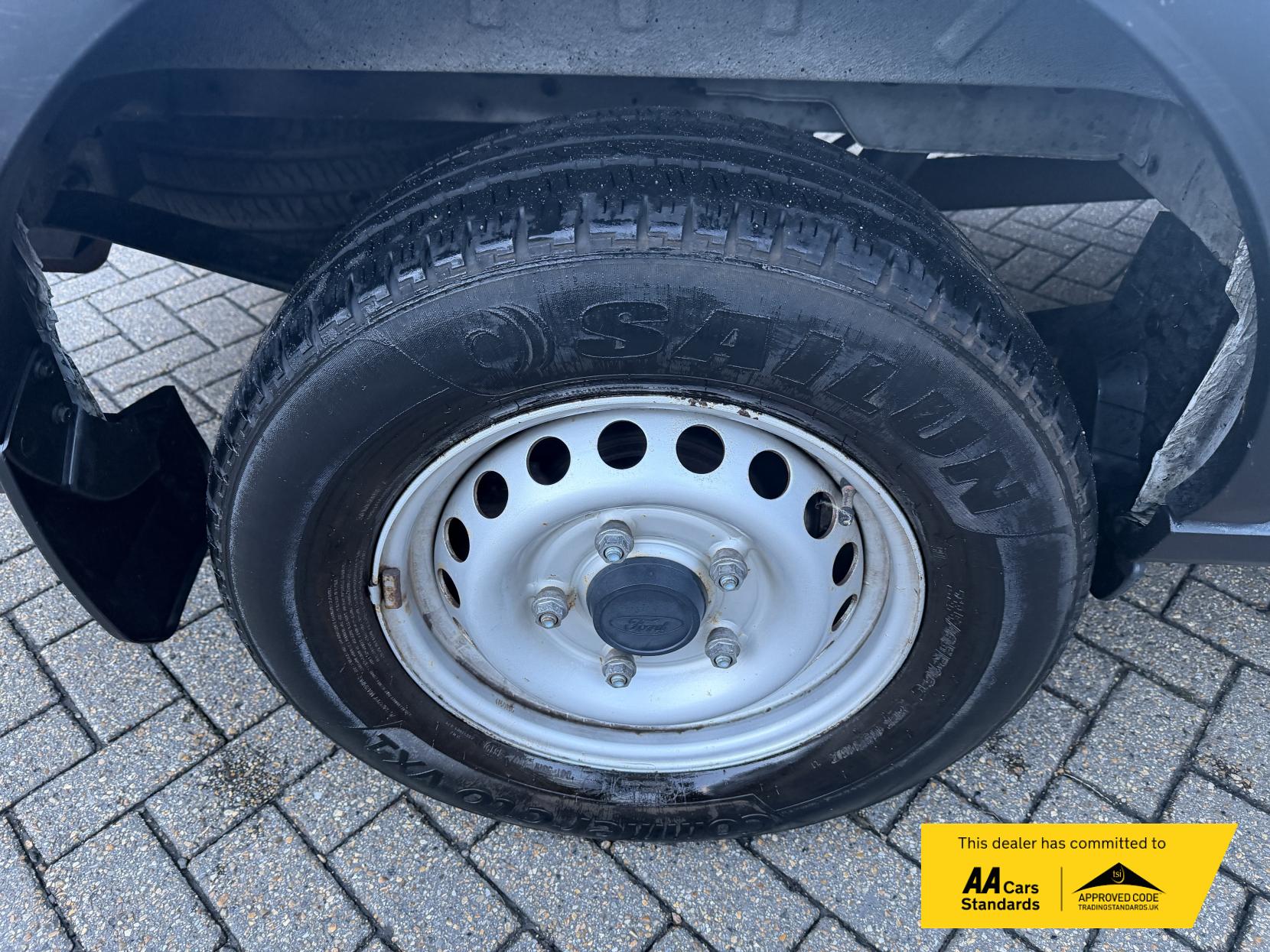 Ford Transit 2.0 350 EcoBlue Leader Panel Van 5dr Diesel Manual RWD L3 H3 Euro 6 (s/s) (130 ps)