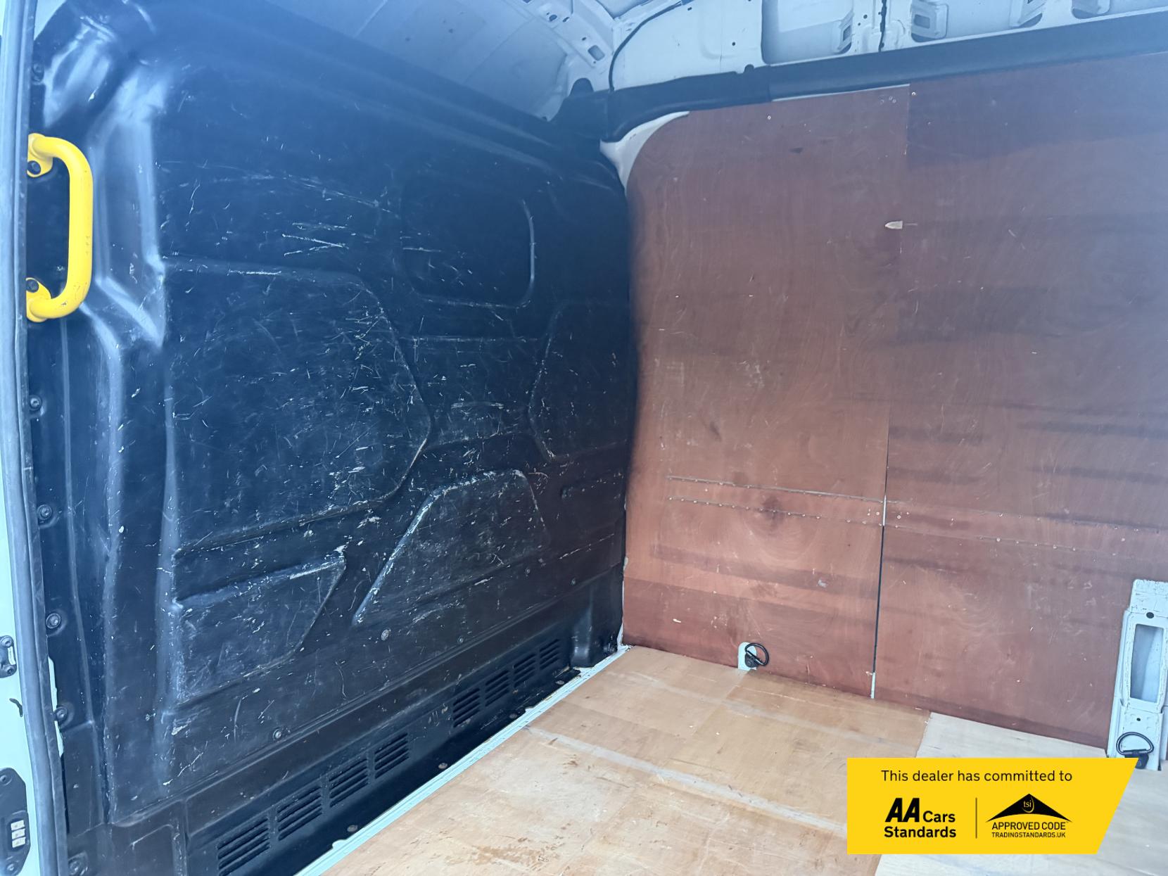 Ford Transit 2.0 350 EcoBlue Leader Panel Van 5dr Diesel Manual RWD L3 H3 Euro 6 (s/s) (130 ps)