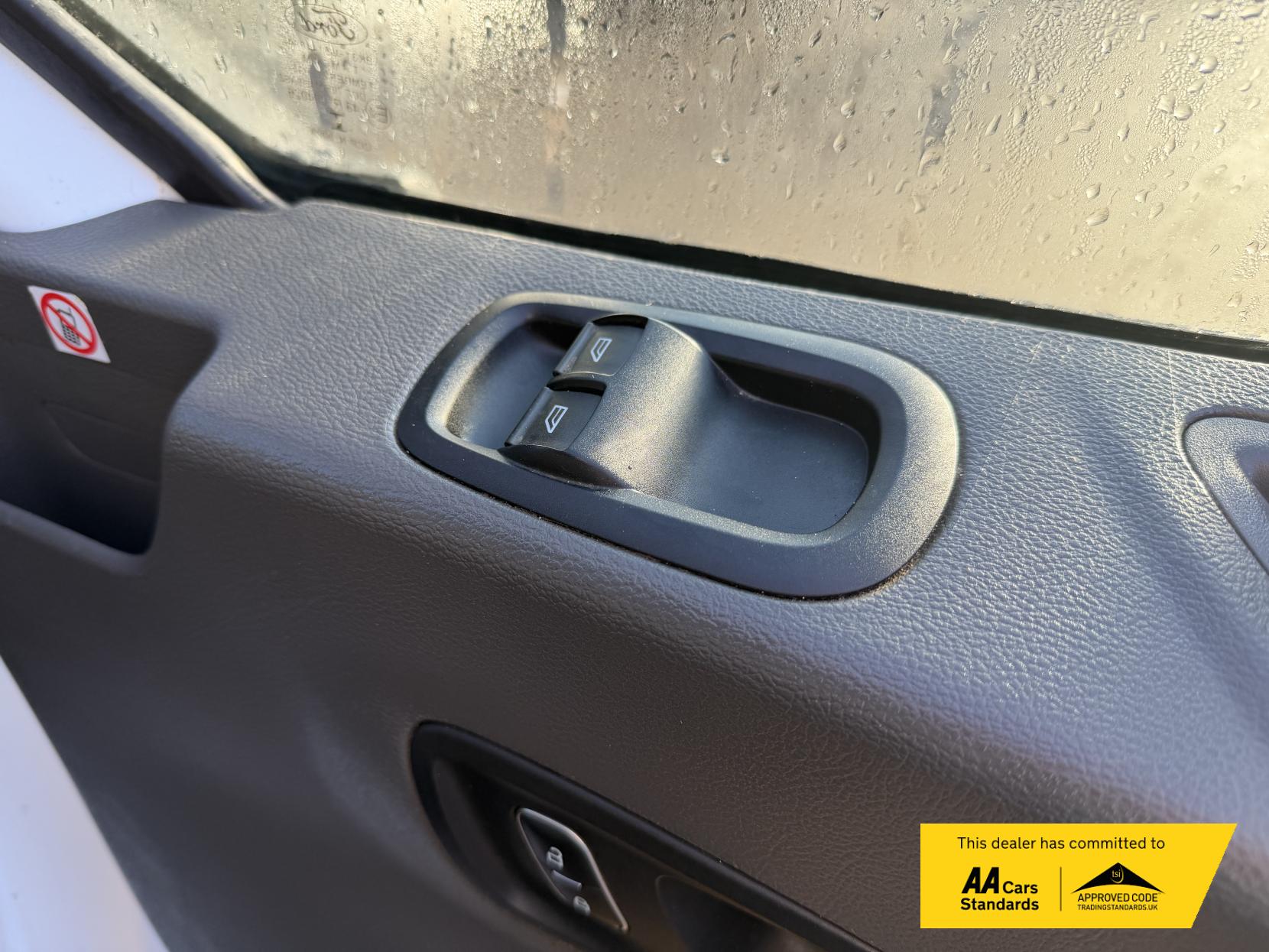 Ford Transit 2.0 350 EcoBlue Leader Panel Van 5dr Diesel Manual RWD L3 H3 Euro 6 (s/s) (130 ps)