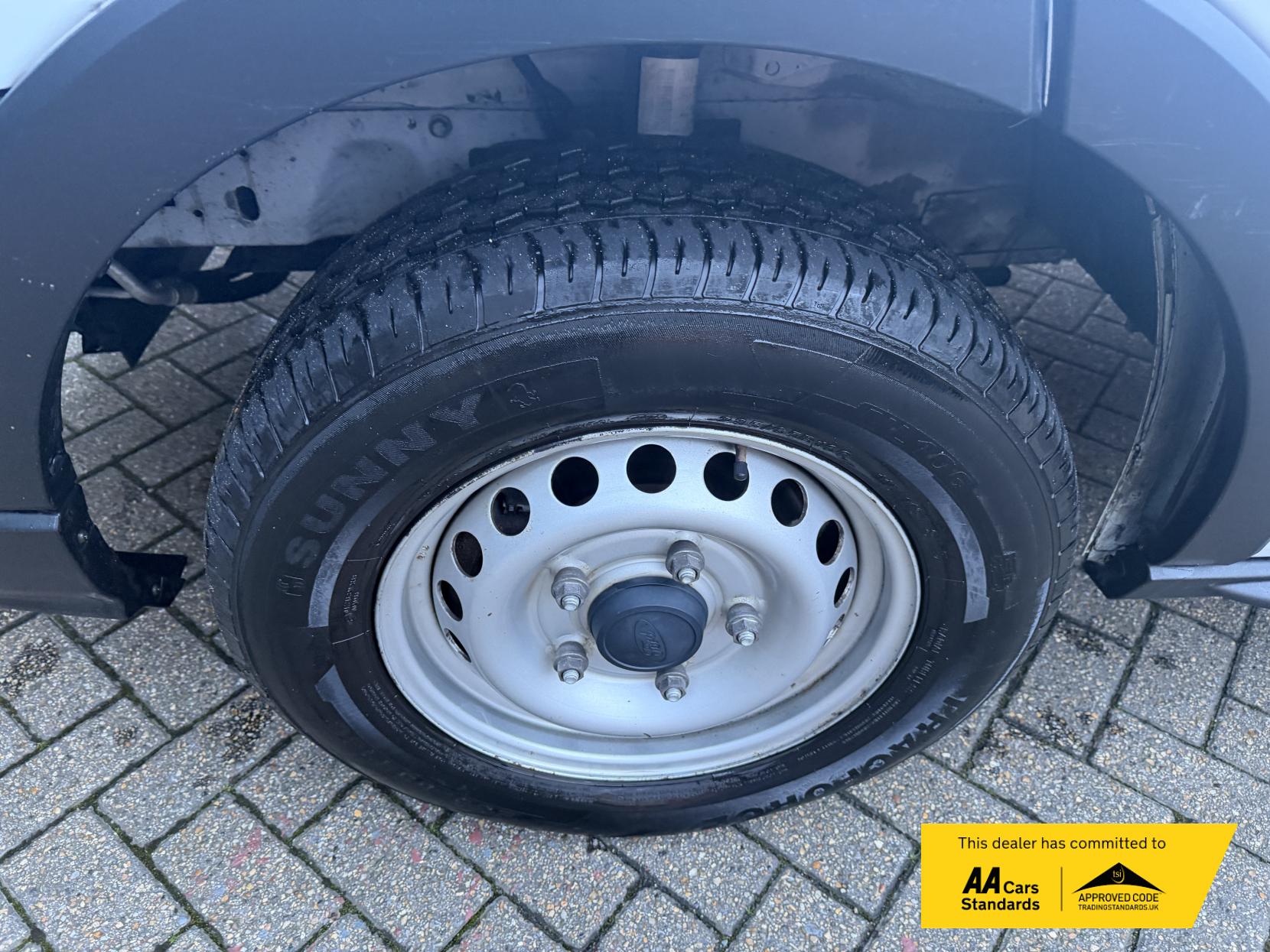 Ford Transit 2.0 350 EcoBlue Leader Panel Van 5dr Diesel Manual RWD L3 H3 Euro 6 (s/s) (130 ps)