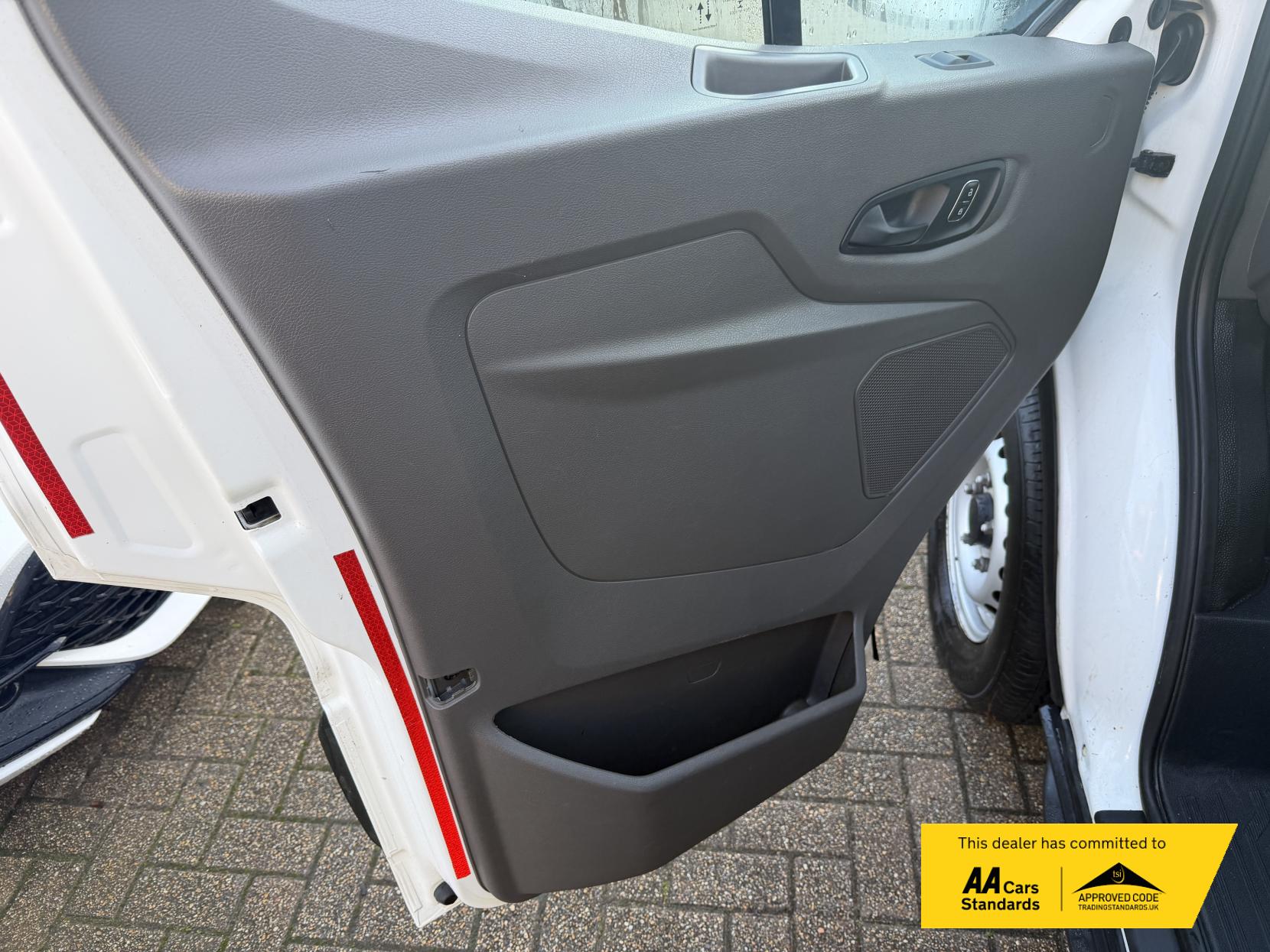 Ford Transit 2.0 350 EcoBlue Leader Panel Van 5dr Diesel Manual RWD L3 H3 Euro 6 (s/s) (130 ps)