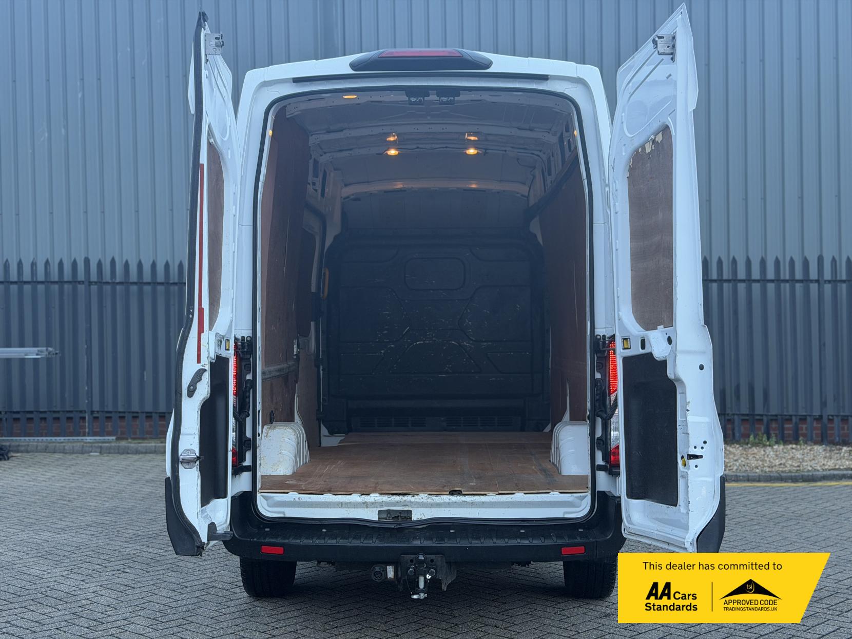 Ford Transit 2.0 350 EcoBlue Leader Panel Van 5dr Diesel Manual RWD L3 H3 Euro 6 (s/s) (130 ps)