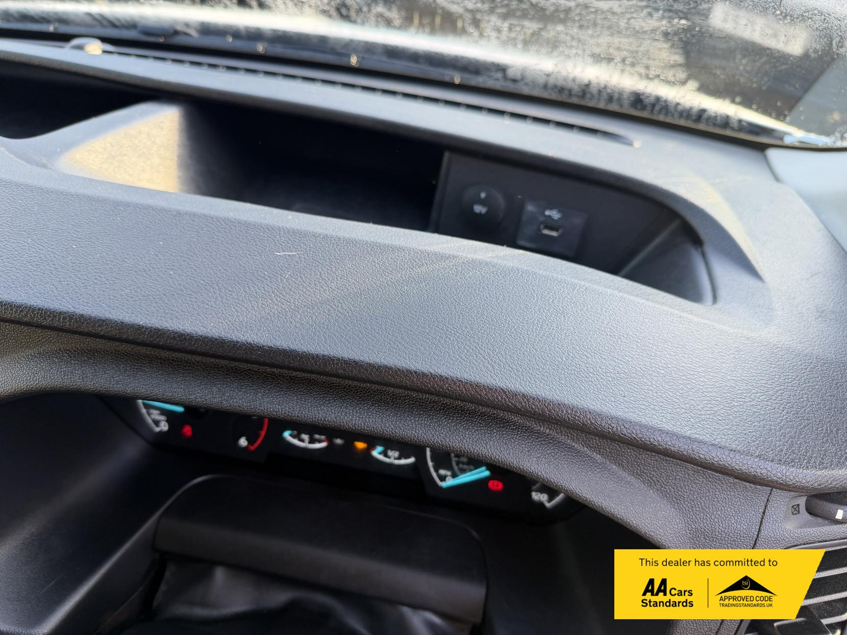 Ford Transit 2.0 350 EcoBlue Leader Panel Van 5dr Diesel Manual RWD L3 H3 Euro 6 (s/s) (130 ps)