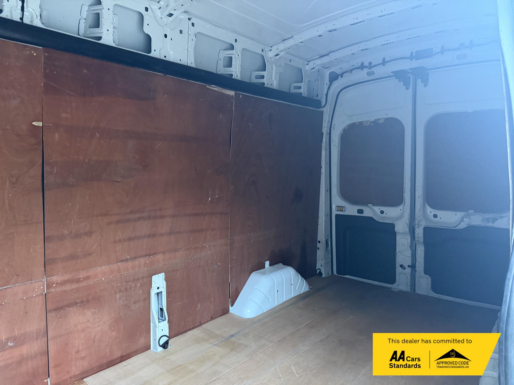 Ford Transit 2.0 350 EcoBlue Leader Panel Van 5dr Diesel Manual RWD L3 H3 Euro 6 (s/s) (130 ps)