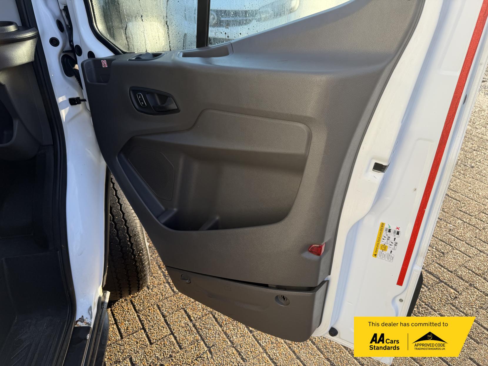 Ford Transit 2.0 350 EcoBlue Leader Panel Van 5dr Diesel Manual RWD L3 H3 Euro 6 (s/s) (130 ps)