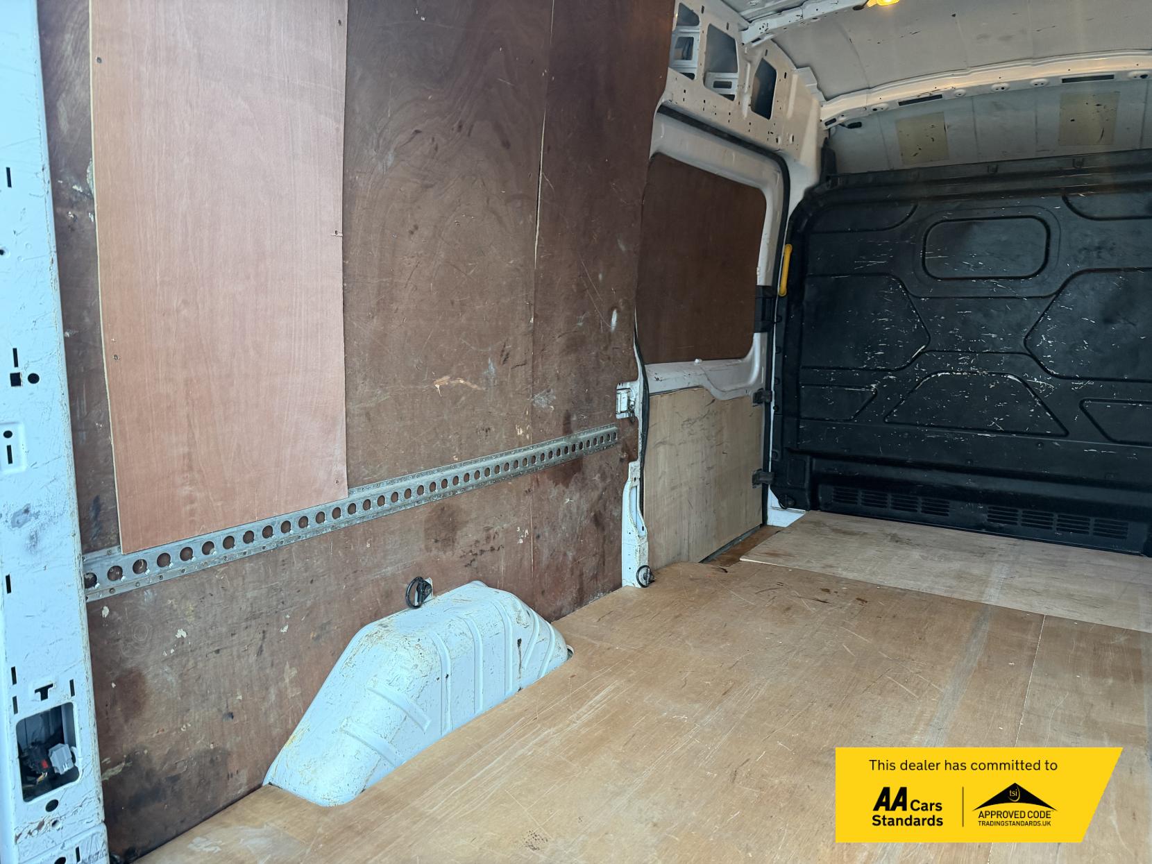 Ford Transit 2.0 350 EcoBlue Leader Panel Van 5dr Diesel Manual RWD L3 H3 Euro 6 (s/s) (130 ps)