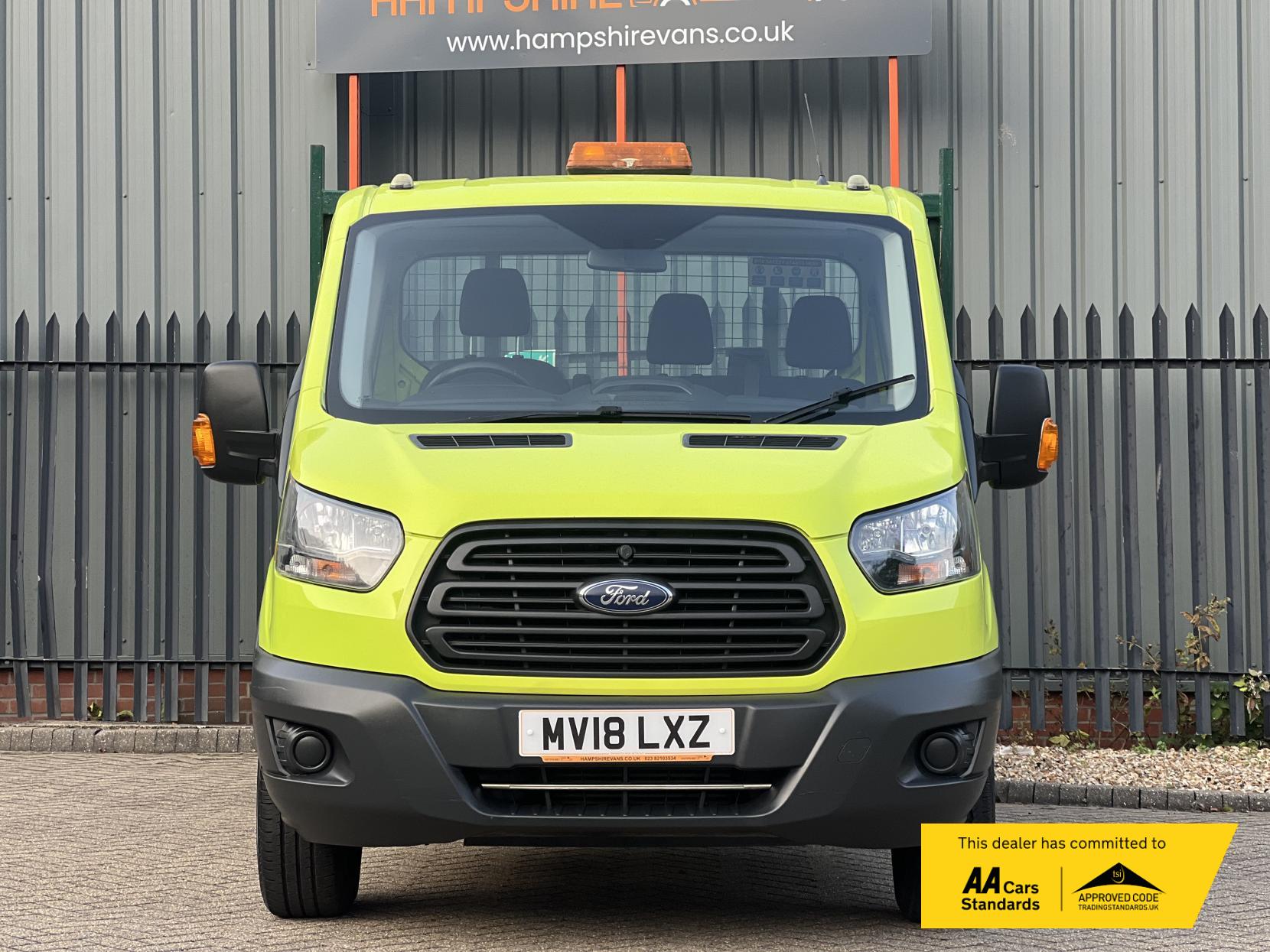 Ford Transit 2.0 350 EcoBlue Chassis Cab 2dr Diesel Manual RWD L2 H1 Euro 6 (DRW) (130 ps)