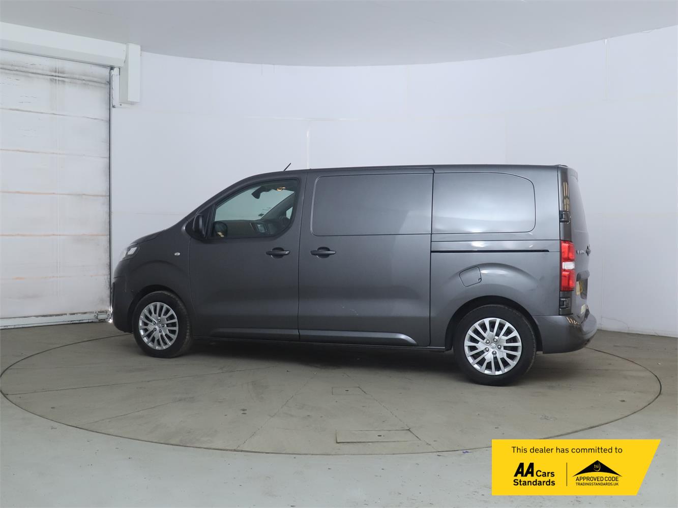 Vauxhall Vivaro 1.5 Turbo D 2700 Pro Panel Van 6dr Diesel Manual L1 H1 Euro 6 (s/s) (120 ps)