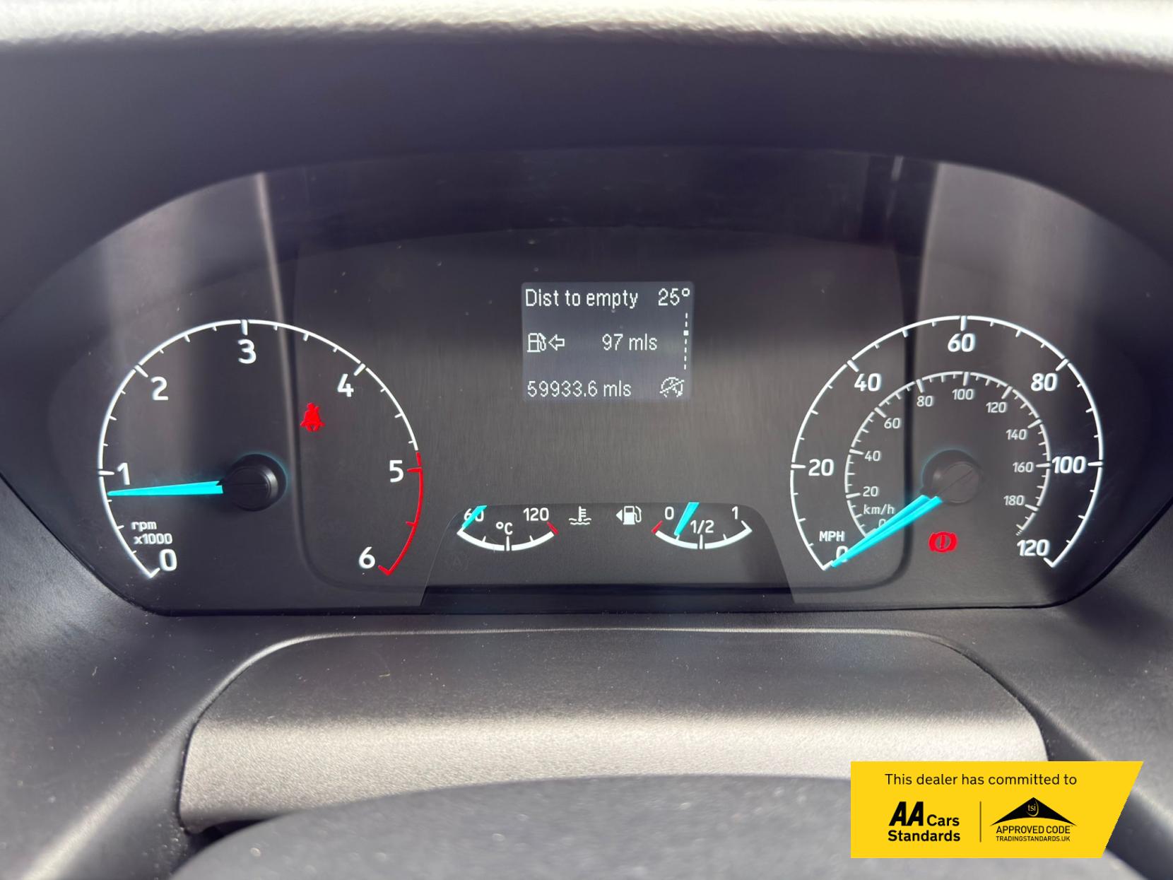 2022 Ford Transit Custom 2.0 300 EcoBlue Limited Panel Van 5dr Diesel Manual L1 H1 Euro 6 (s/s) (130 ps) - Thumbnail 39