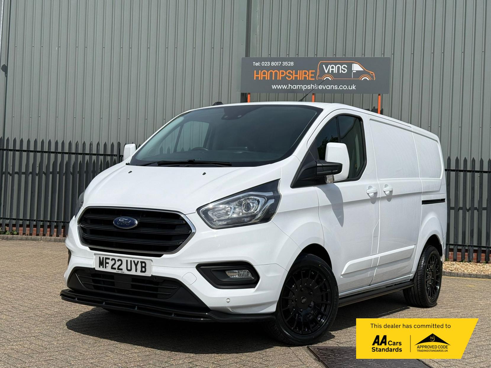 2022 Ford Transit Custom 2.0 300 EcoBlue Limited Panel Van 5dr Diesel Manual L1 H1 Euro 6 (s/s) (130 ps) - Thumbnail 2