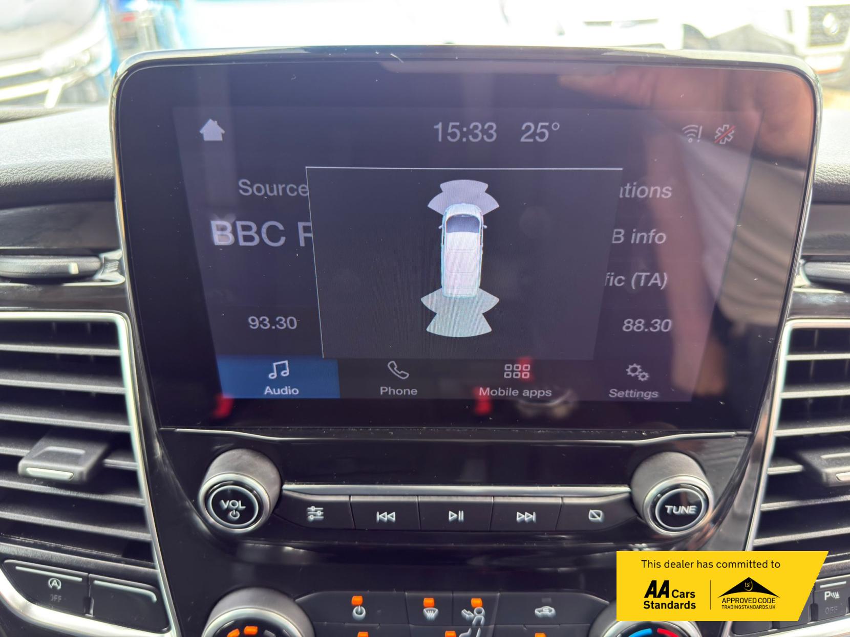 2022 Ford Transit Custom 2.0 300 EcoBlue Limited Panel Van 5dr Diesel Manual L1 H1 Euro 6 (s/s) (130 ps) - Thumbnail 17