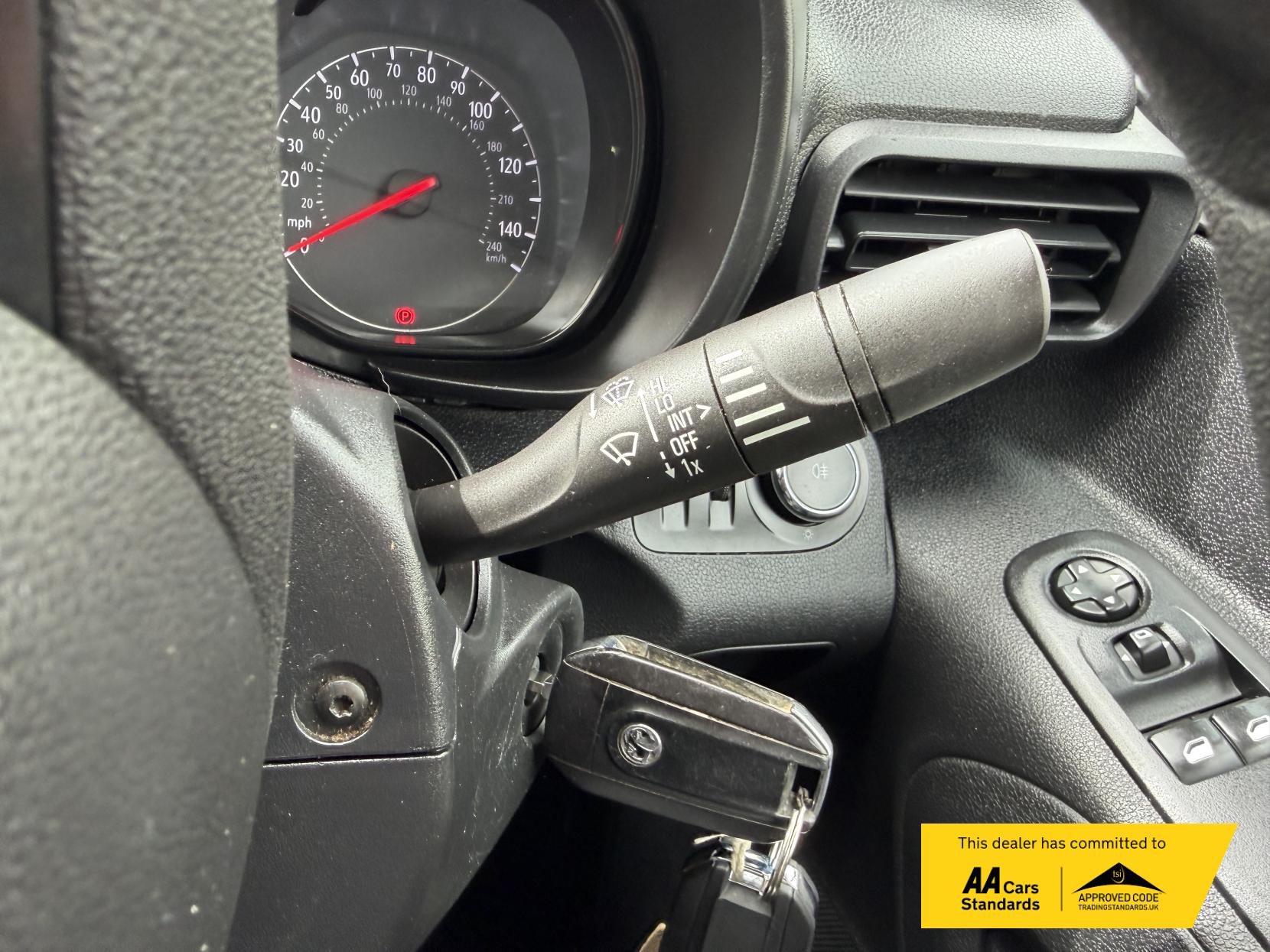 Vauxhall Combo 1.5 Turbo D 2300 Sportive Panel Van 4dr Diesel Manual L2 H1 Euro 6 (s/s) (100 ps)