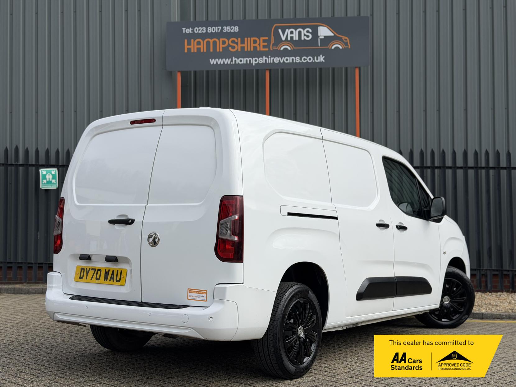 Vauxhall Combo 1.5 Turbo D 2300 Sportive Panel Van 4dr Diesel Manual L2 H1 Euro 6 (s/s) (100 ps)