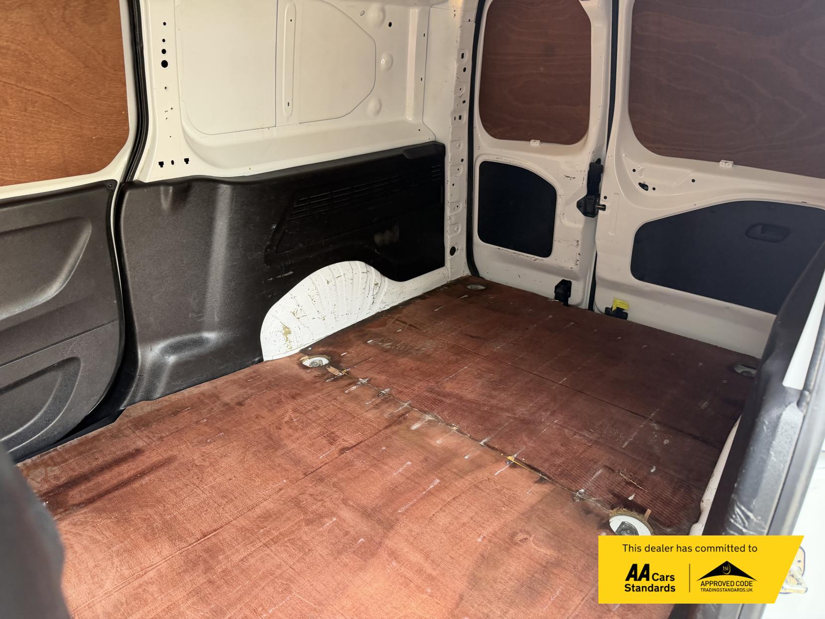 Vauxhall Combo 1.5 Turbo D 2300 Sportive Panel Van 4dr Diesel Manual L2 H1 Euro 6 (s/s) (100 ps)