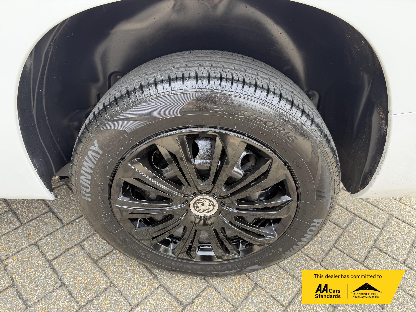 Vauxhall Combo 1.5 Turbo D 2300 Sportive Panel Van 4dr Diesel Manual L2 H1 Euro 6 (s/s) (100 ps)