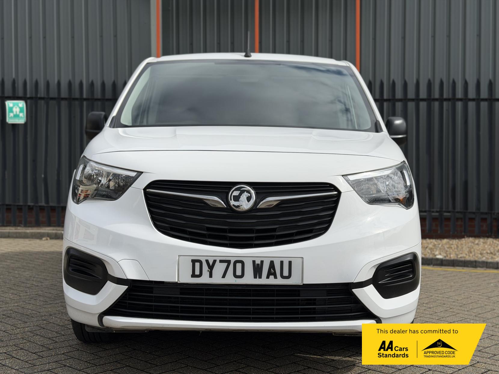 Vauxhall Combo 1.5 Turbo D 2300 Sportive Panel Van 4dr Diesel Manual L2 H1 Euro 6 (s/s) (100 ps)