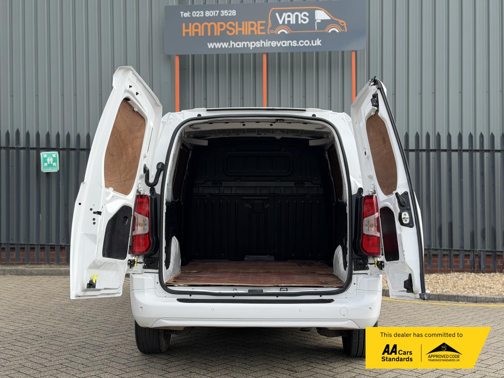 Vauxhall Combo 1.5 Turbo D 2300 Sportive Panel Van 4dr Diesel Manual L2 H1 Euro 6 (s/s) (100 ps)