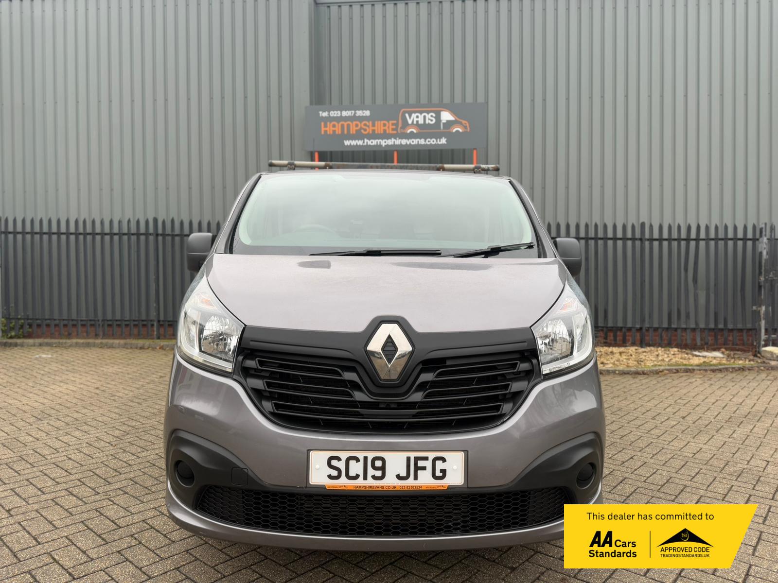 Renault Trafic 1.6 dCi 27 Business+ Panel Van 5dr Diesel Manual SWB Standard Roof Euro 6 (120 ps)