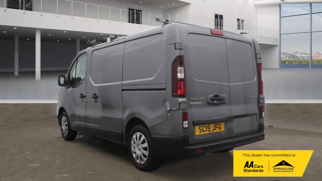 Renault Trafic 1.6 dCi 27 Business+ Panel Van 5dr Diesel Manual SWB Standard Roof Euro 6 (120 ps)