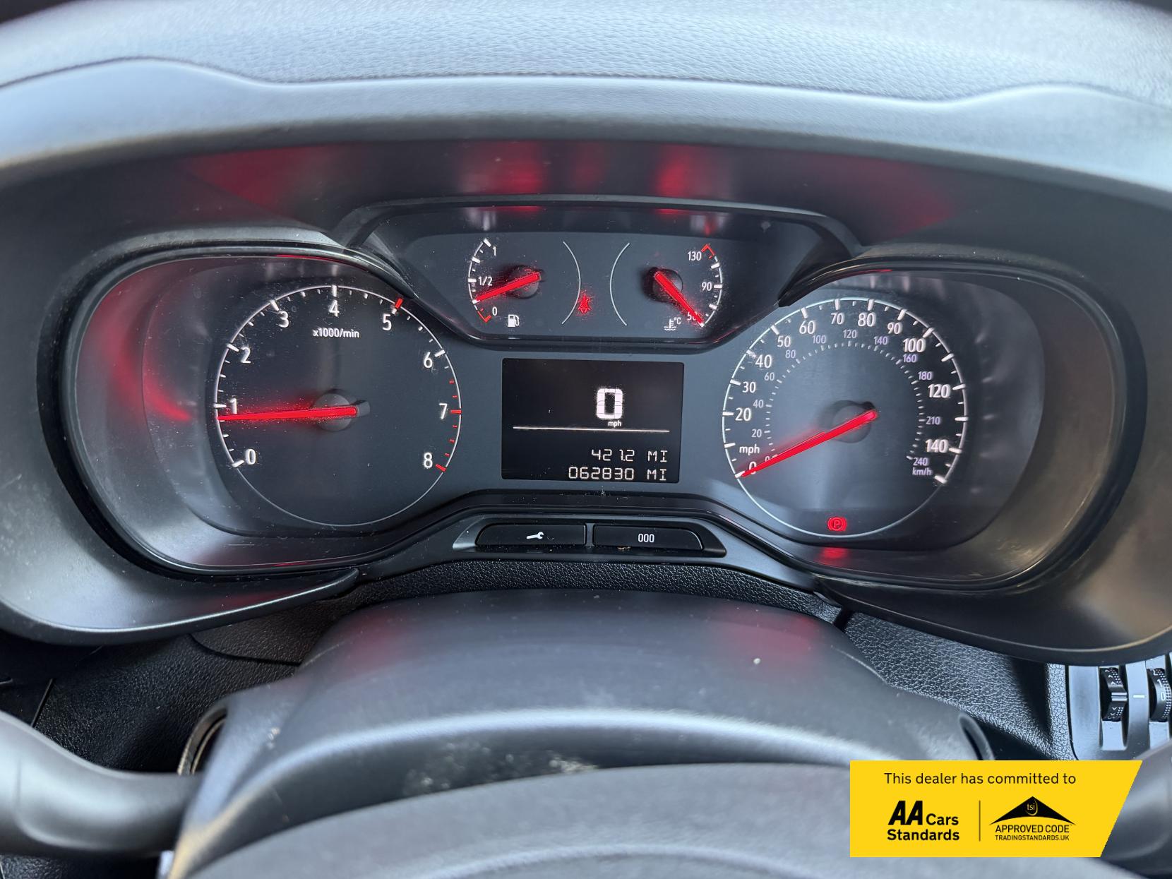 2020 Vauxhall Combo 1.5 Turbo D 2300 Sportive Panel Van 4dr Diesel Manual L2 H1 Euro 6 (s/s) (100 ps) - Thumbnail 28